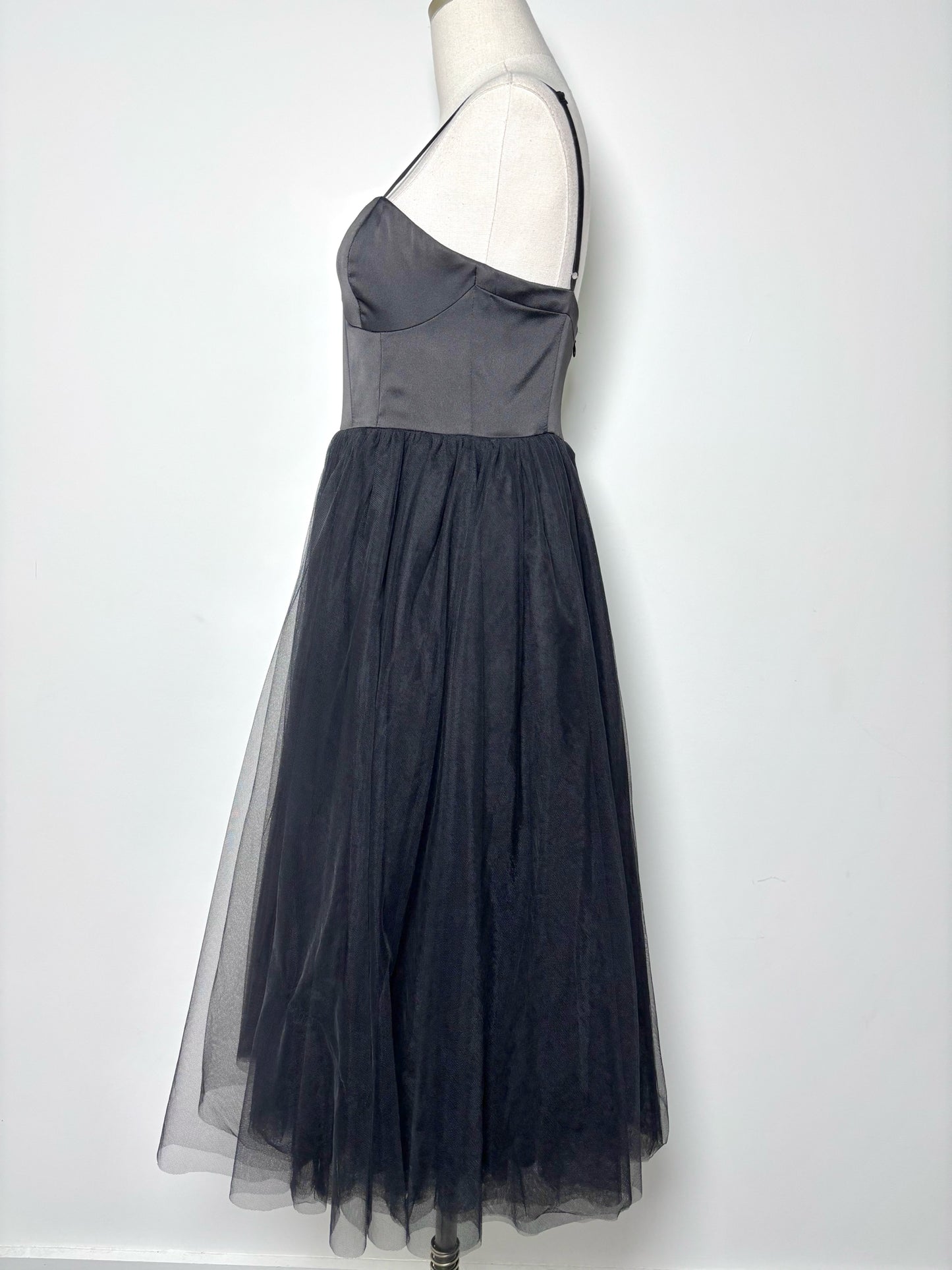 Women Size 6 Fame and Partners Black Tulle Cocktail Midi Dress