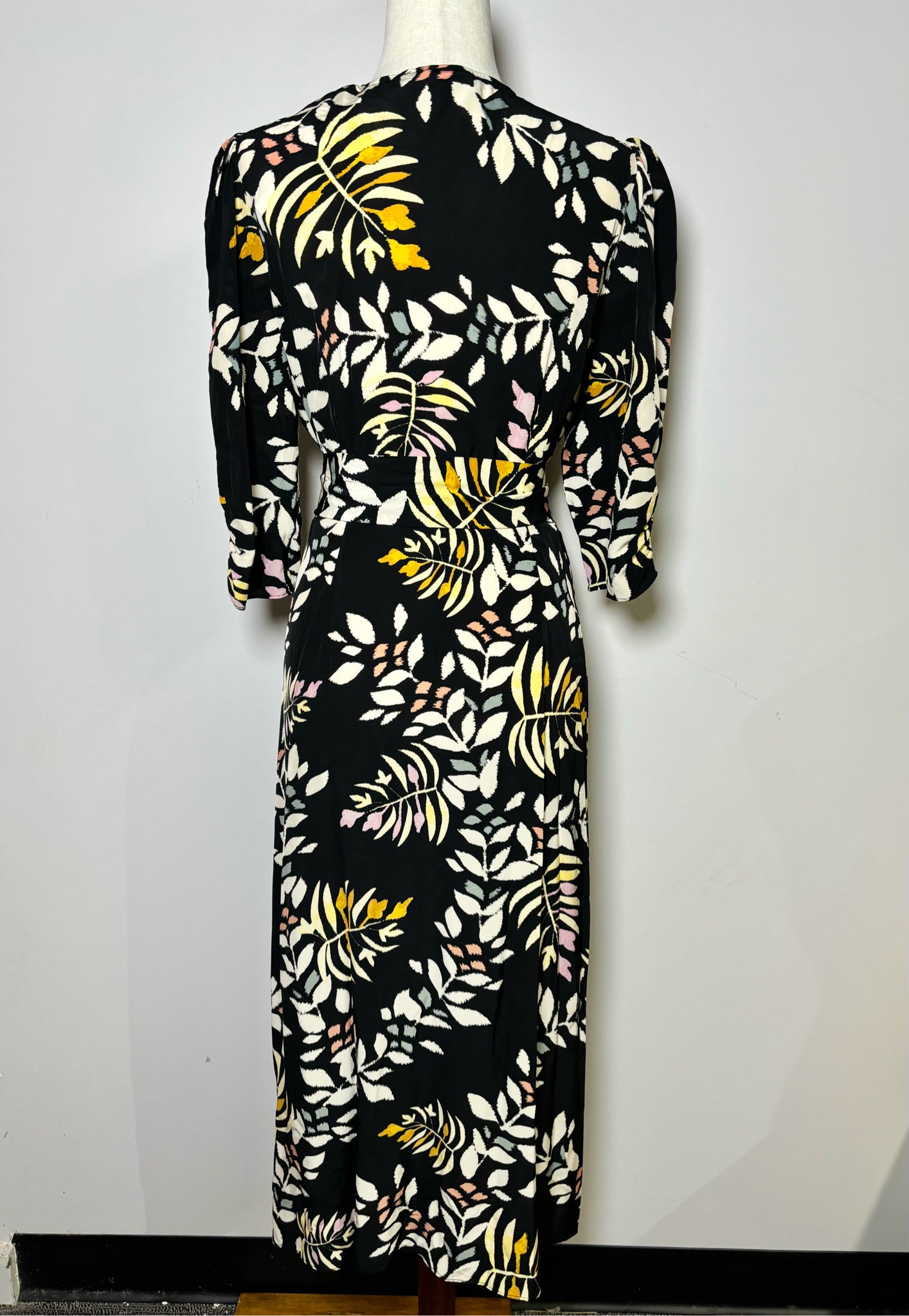 Women Size M ba&sh Black Floral Belted Midi Dress