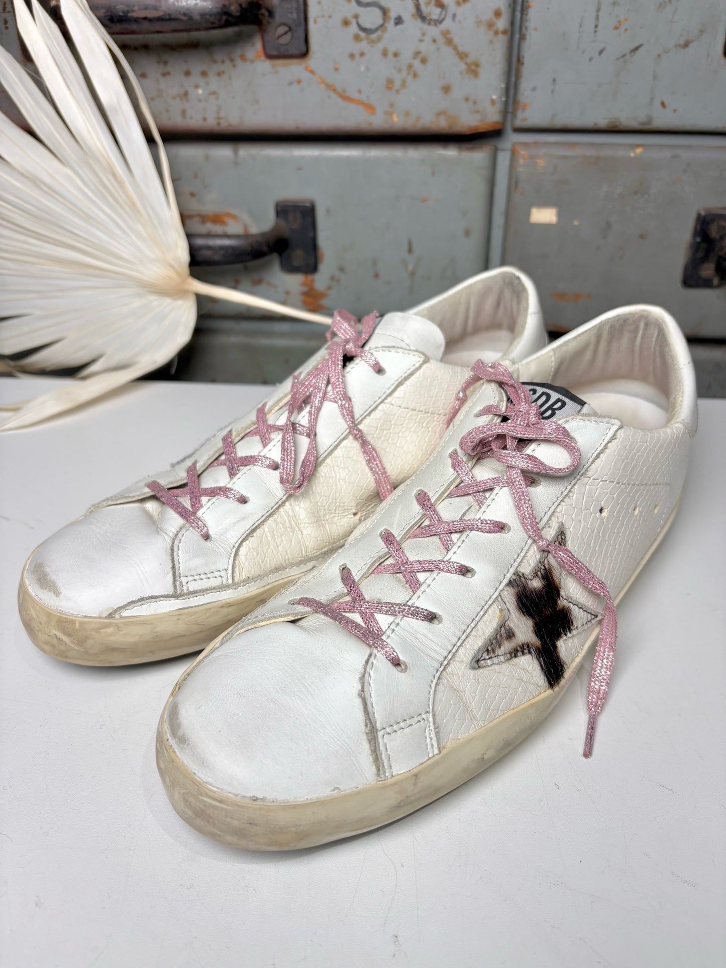 W Shoe Size 40 Golden Goose White Leather Sneakers