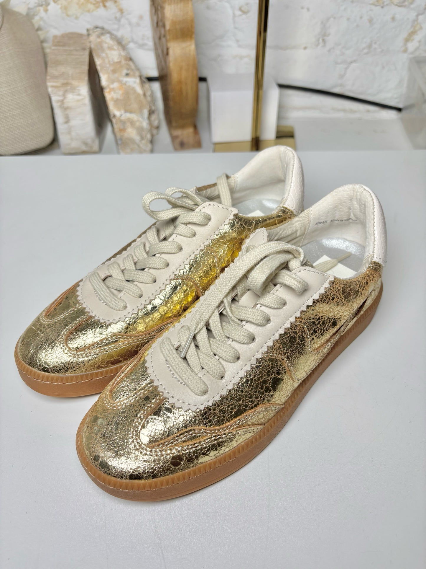 W Shoe Size 6.5 Dolce Vita Metallic Gold Leather Cowhide Sneakers