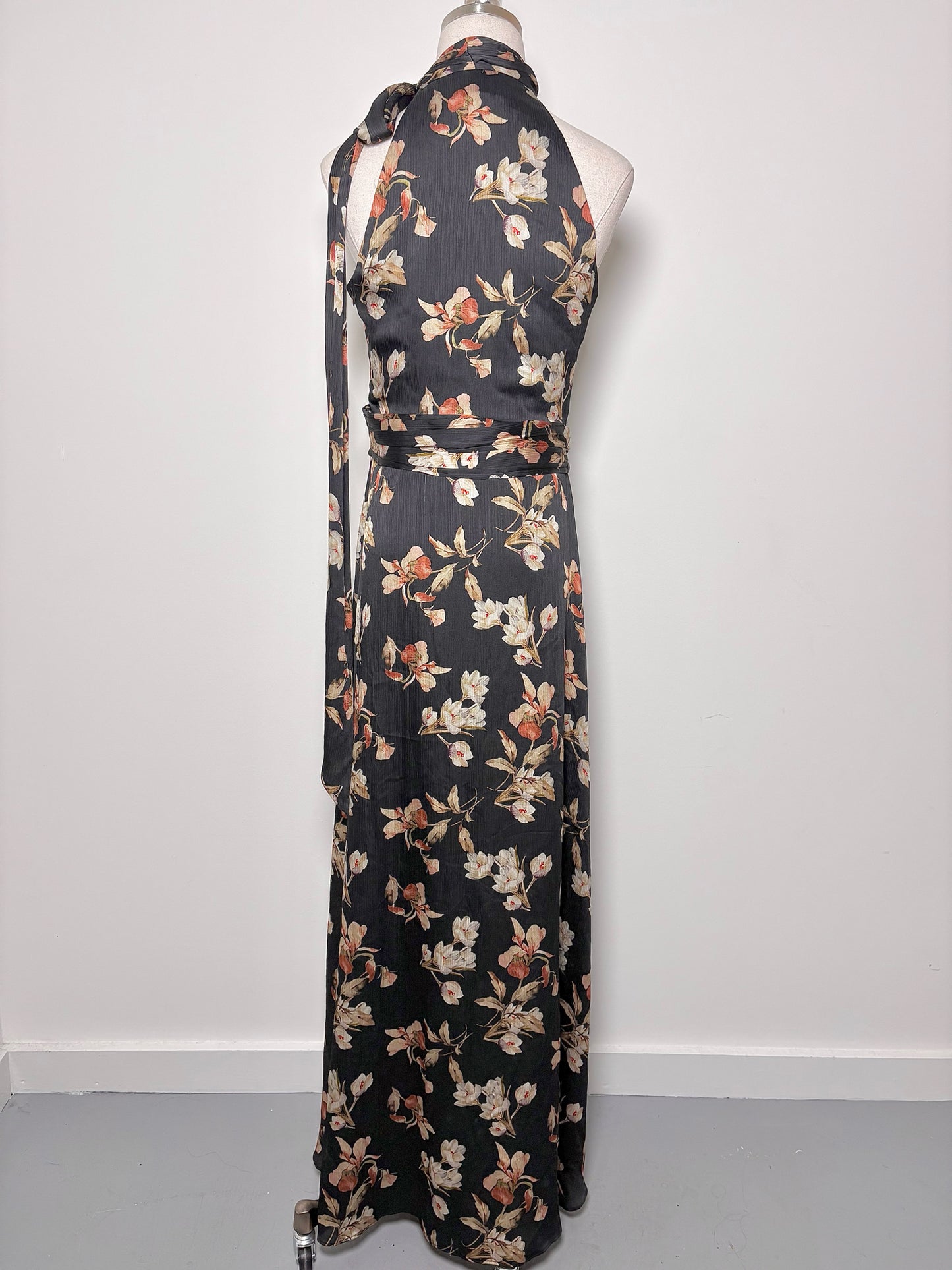 Women Size 4 Sachin + Babi Black Floral Pre-owned Dress