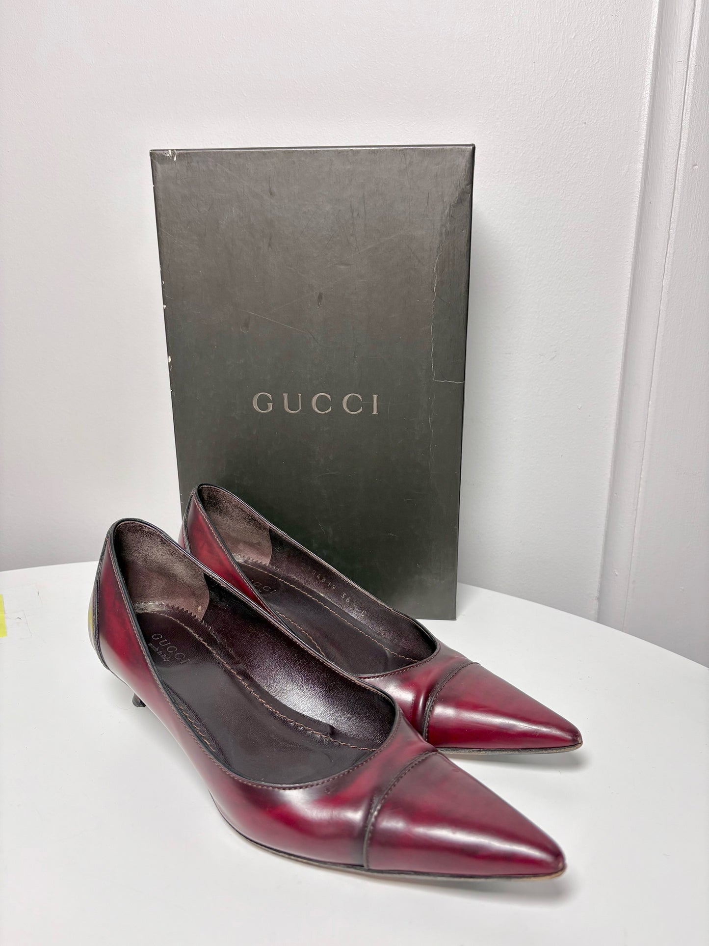 W Shoe Size 36 (5.5/6 US) Gucci Wine Leather Vintage Pump