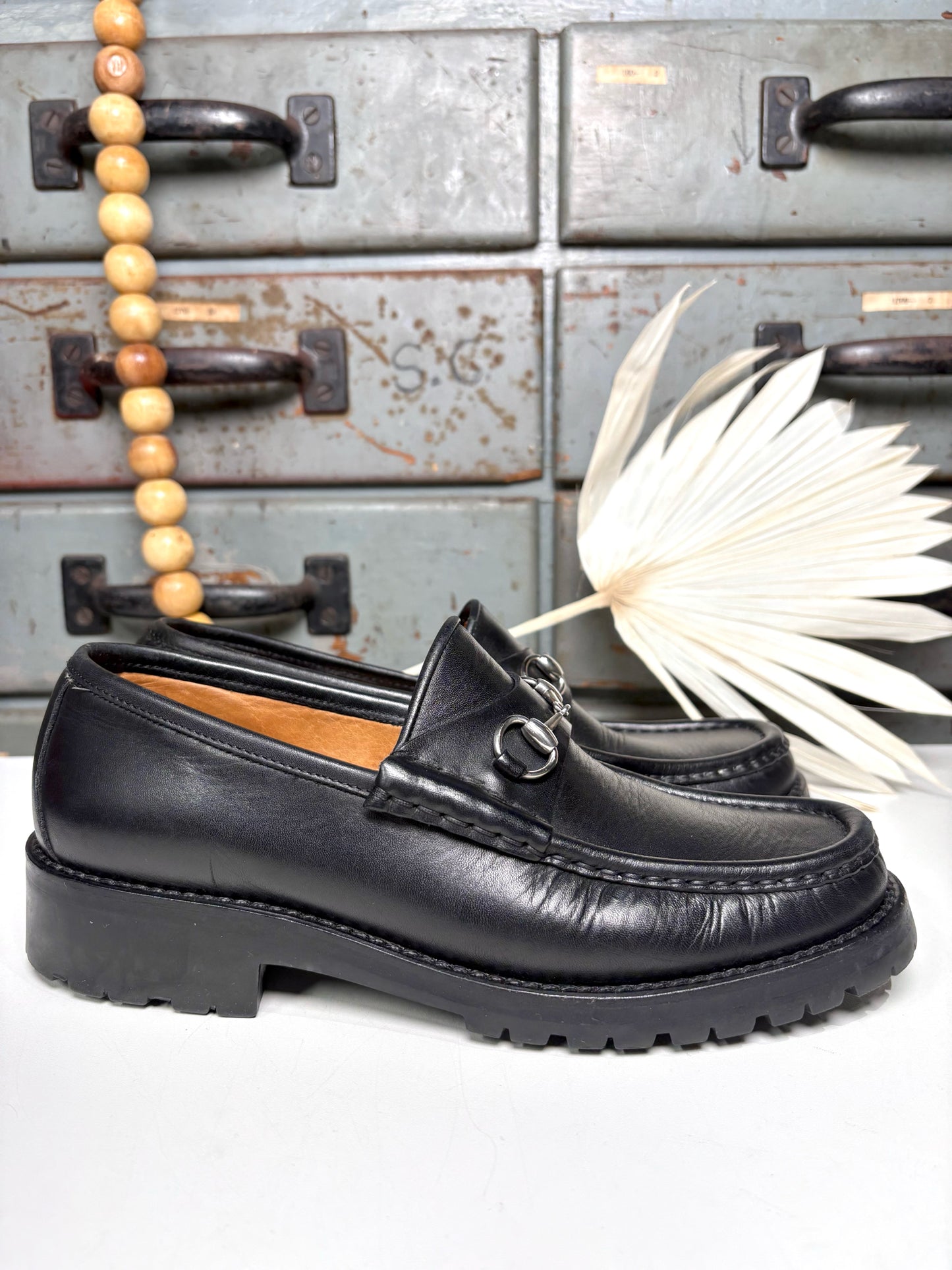 W Shoe Size 7 Gucci Black Leather Horsebit  Loafers