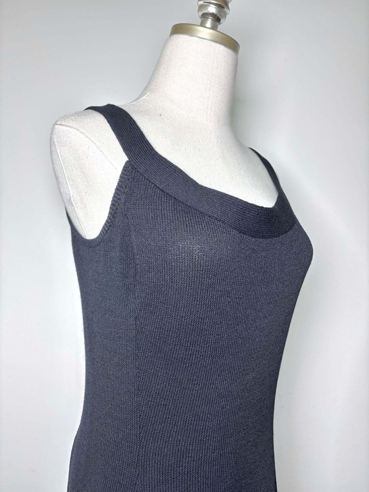 Women Size 2 St. John Black Knitted Wool Dress