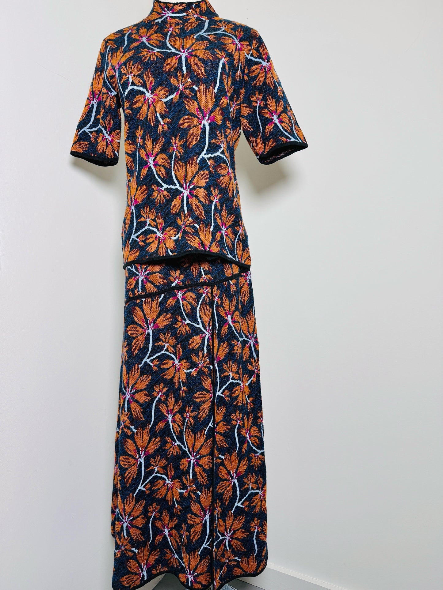 Women Size L Ulla Johnson Navy, Orange Floral NWT Sabra Piped Jacquard Skirt
