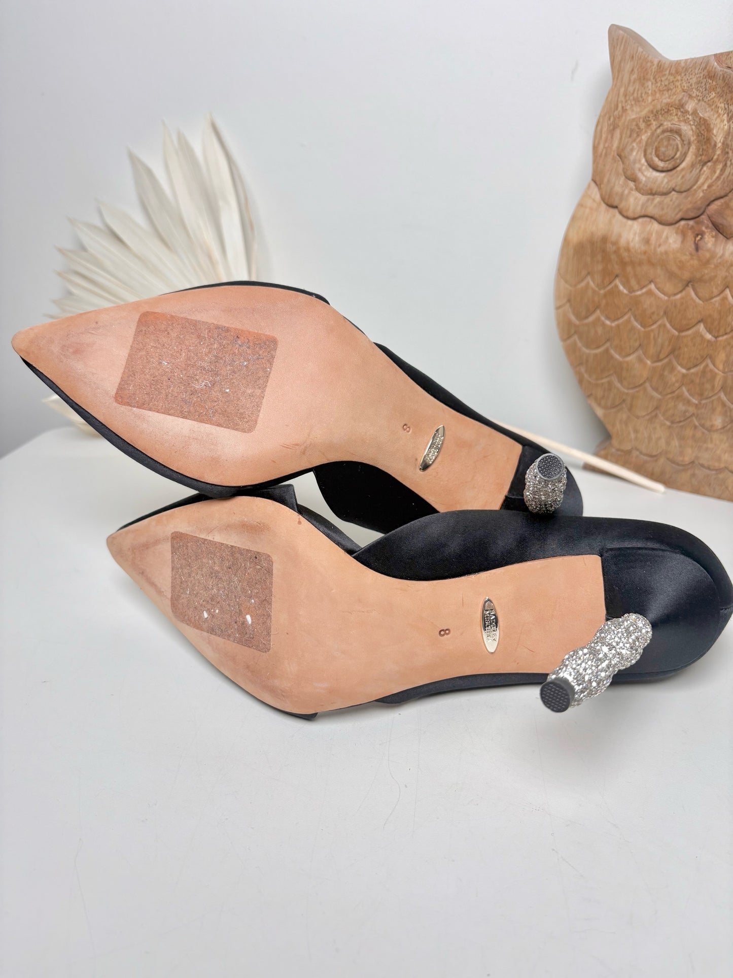 W Shoe Size 8 Badgley Mischka Black Satin Heels