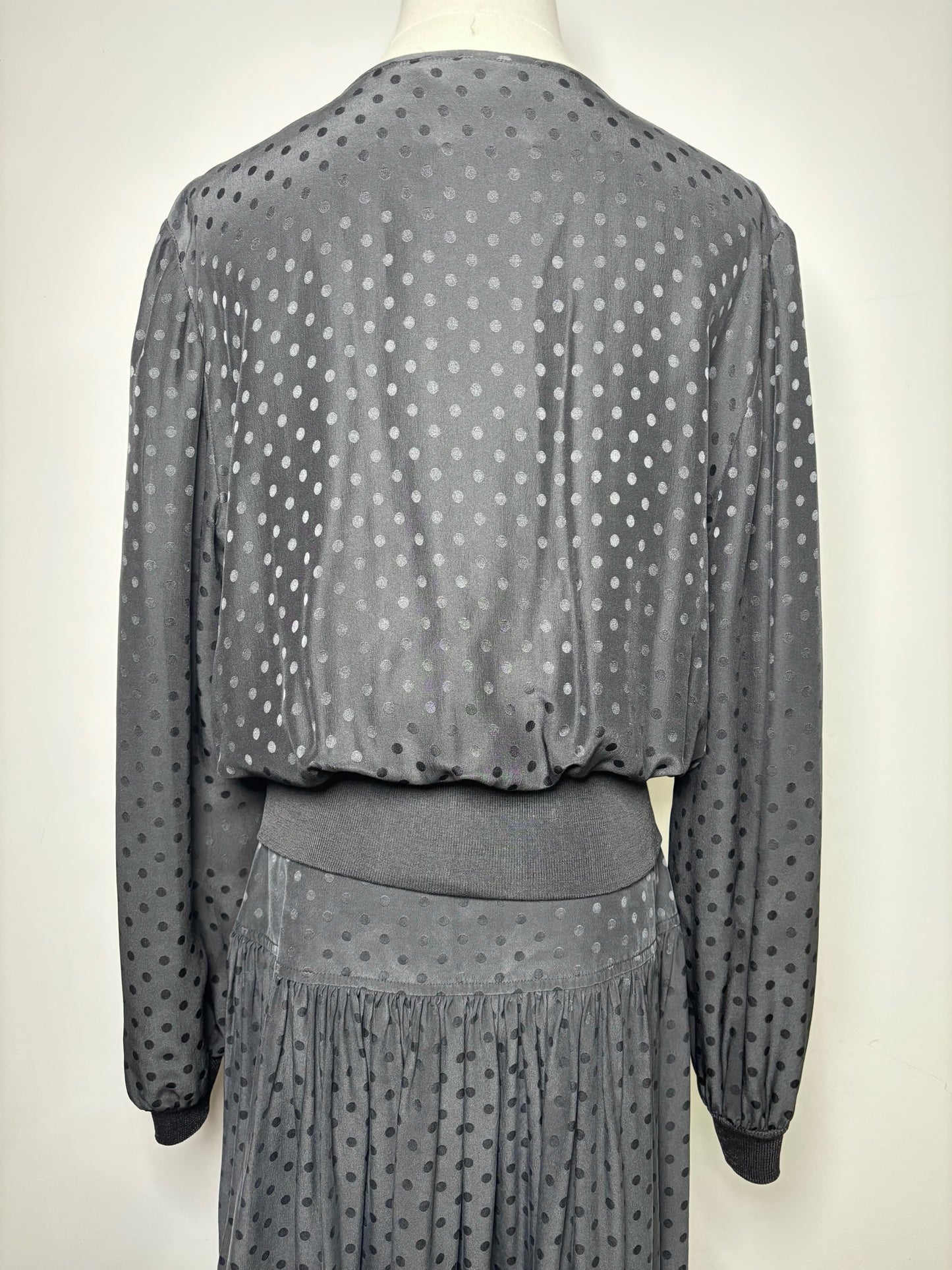Women Size 6 Vintage Valentino Black Dot 2 Piece Silk Midi Skirt, Top Set