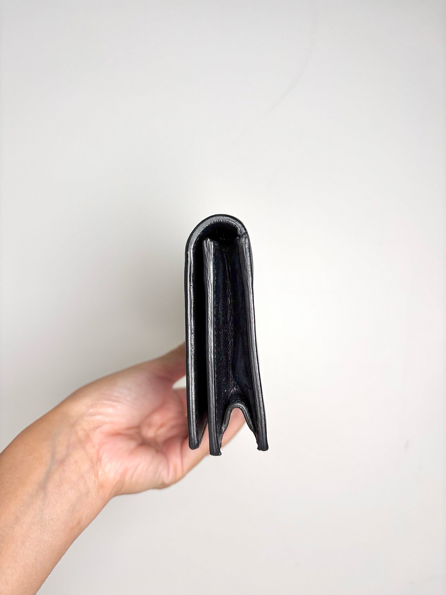 Gucci Solid Leather Black Cowhide Clutch Purse