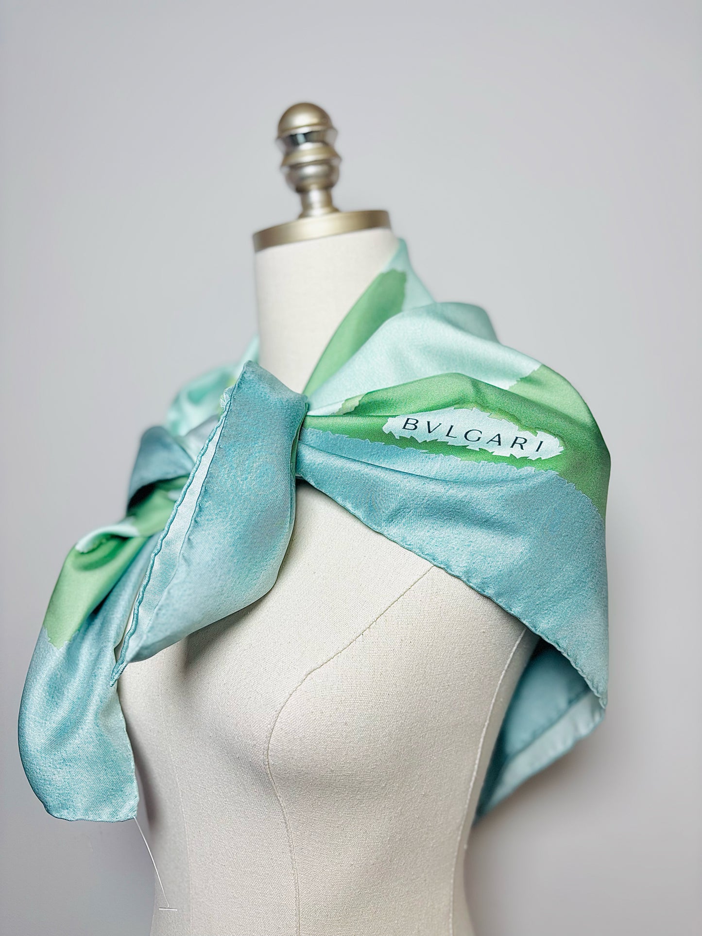 Bvlgari Green Graphic Print Silk 34 x 34 Scarf