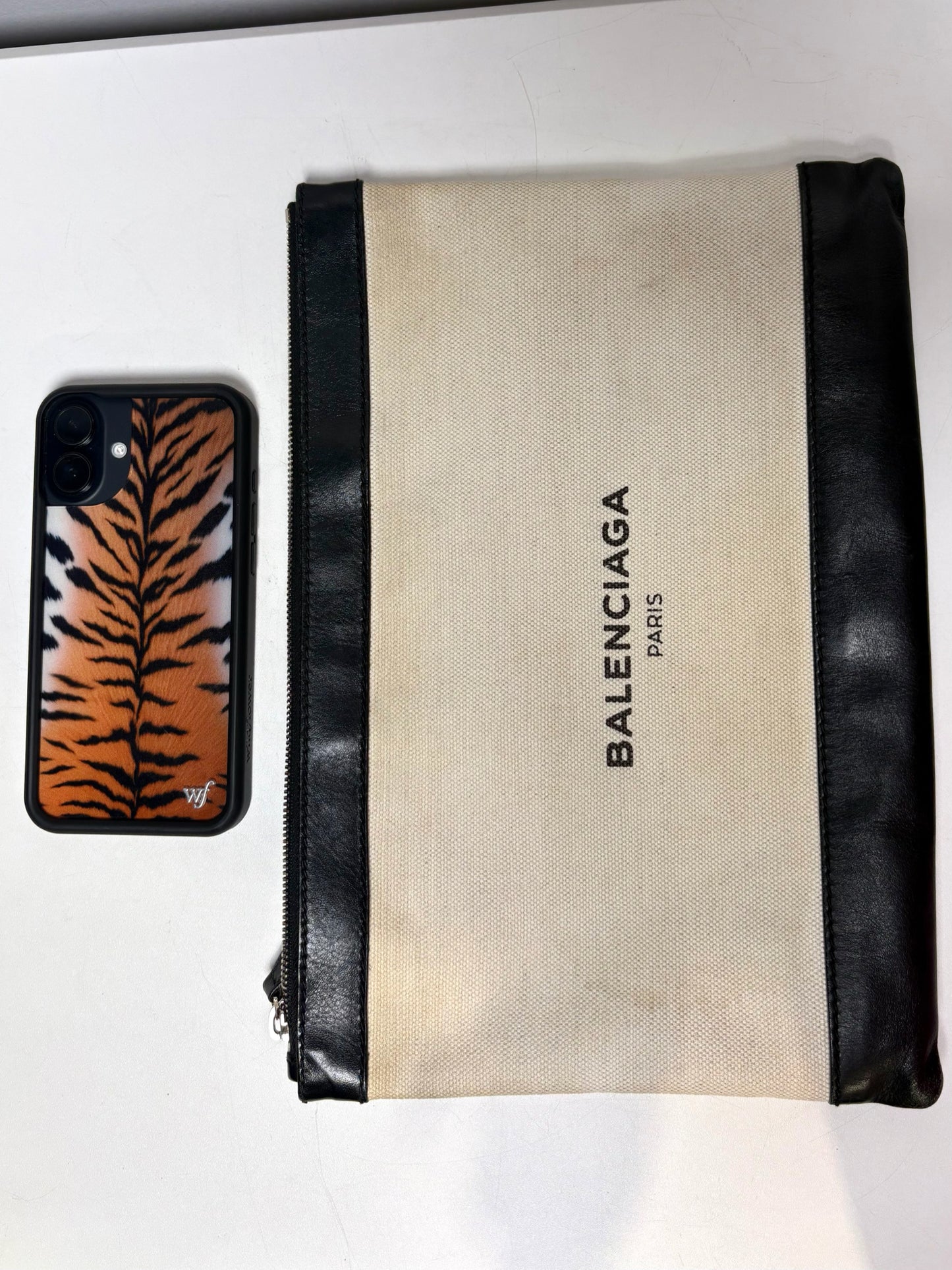 Balenciaga Logo Clip Canvas & Leather Neutrals Pre-Owned Portfolio Clutch