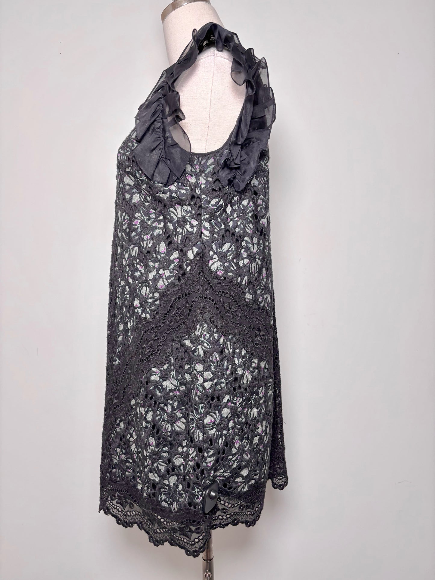 Women Size 4 Rebecca Taylor Black Eyelet NWT Sheath Dress