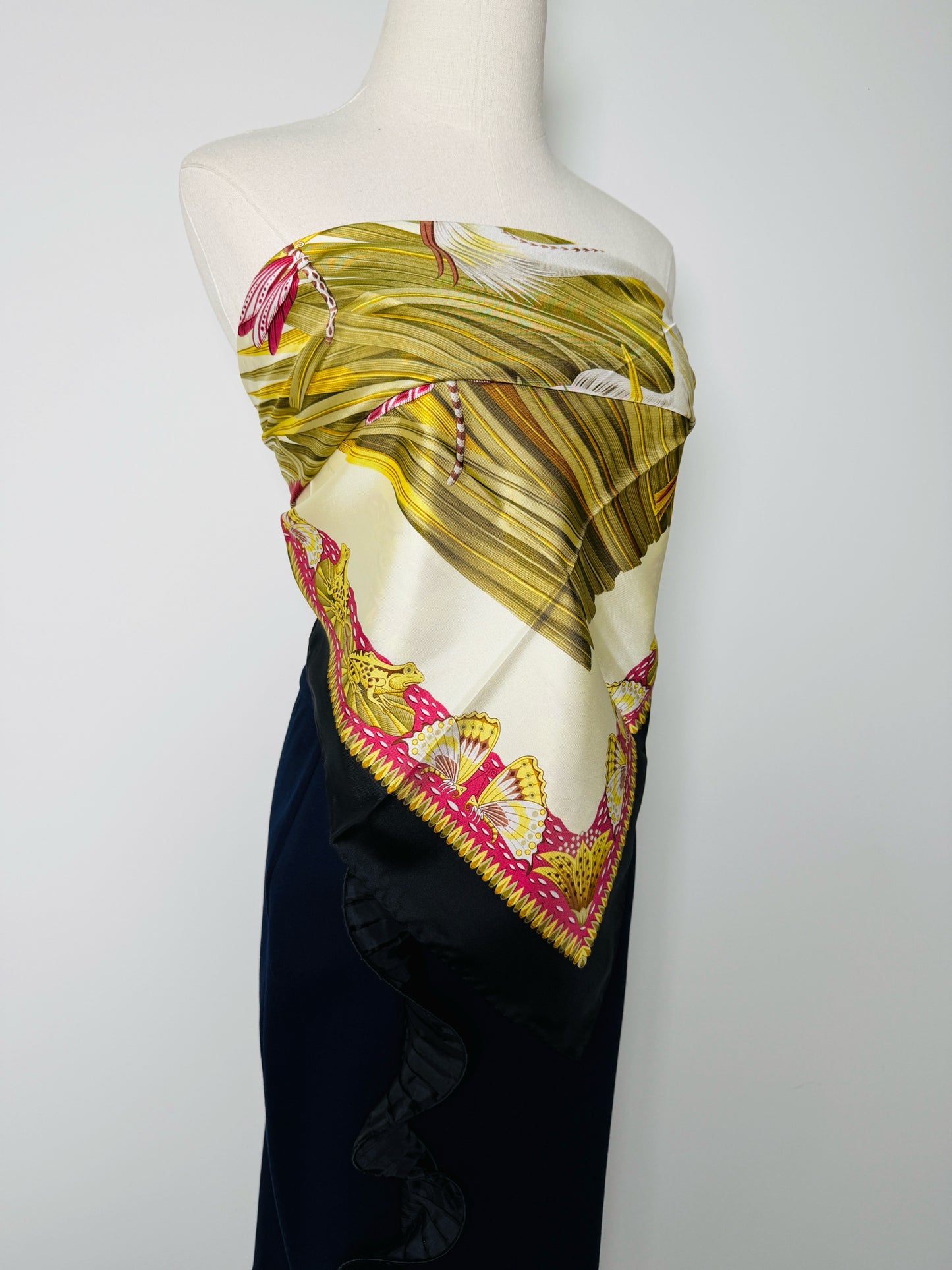 Salvatore Ferragamo Birds, Frogs, Stork, Silk Pre-owned Square Scarf