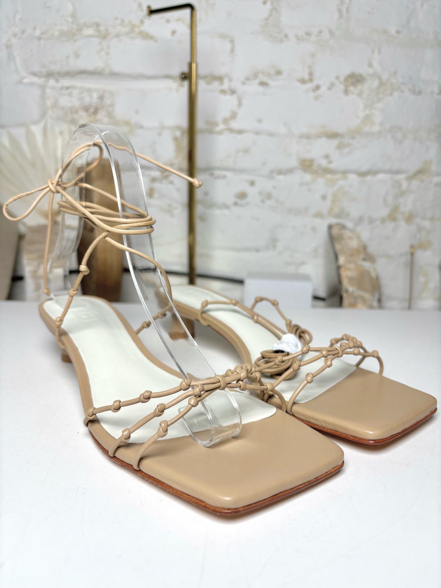 W Shoe Size 38 Tibi Khaki Leather Cowhide NWOT Sandals