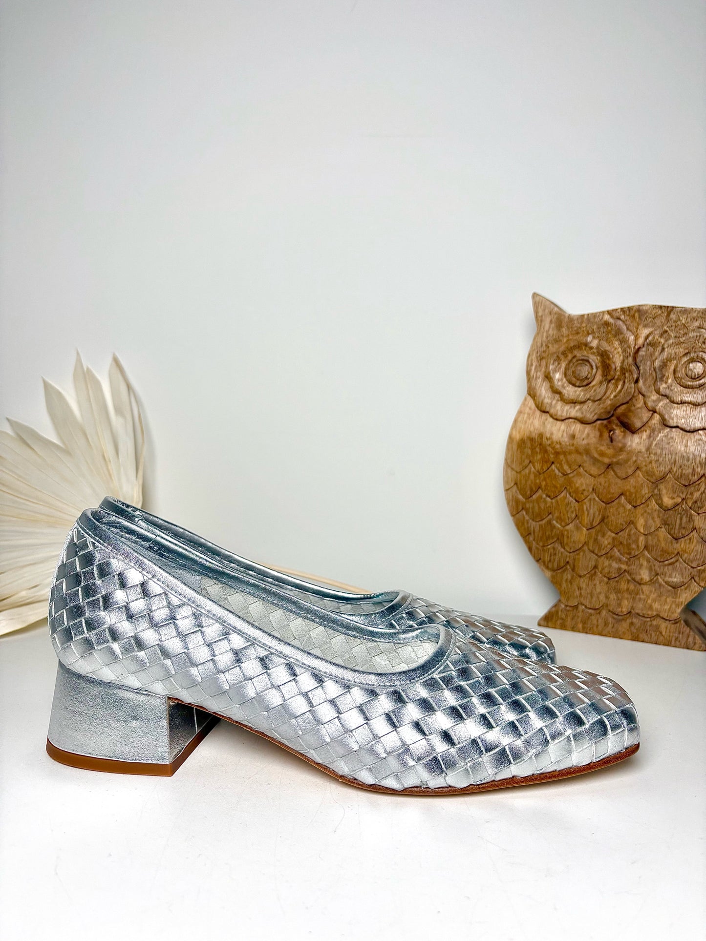 W Shoe Size 9.5 Freda Salvador Silver Leather Calf NWT Heels