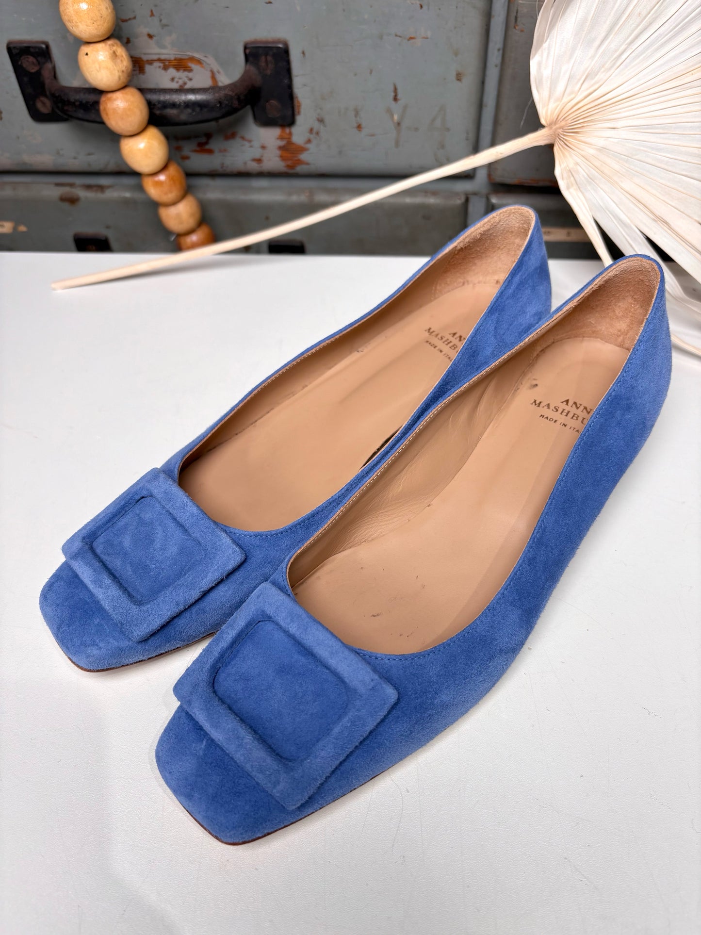 W Shoe Size 37.5 Ann Mashburn Cornflower Blue Suede Flats