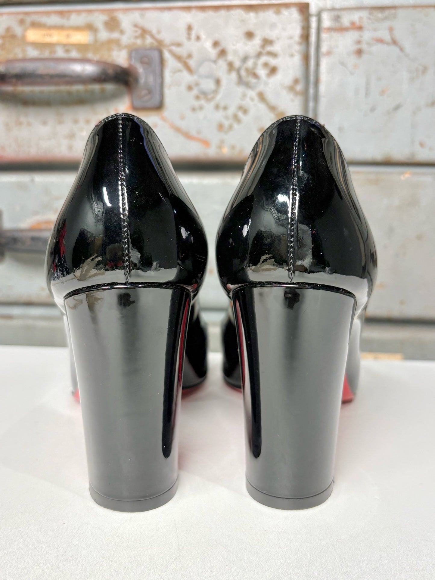 W Shoe Size 38 Christian Louboutin Black Leather Patent Heels