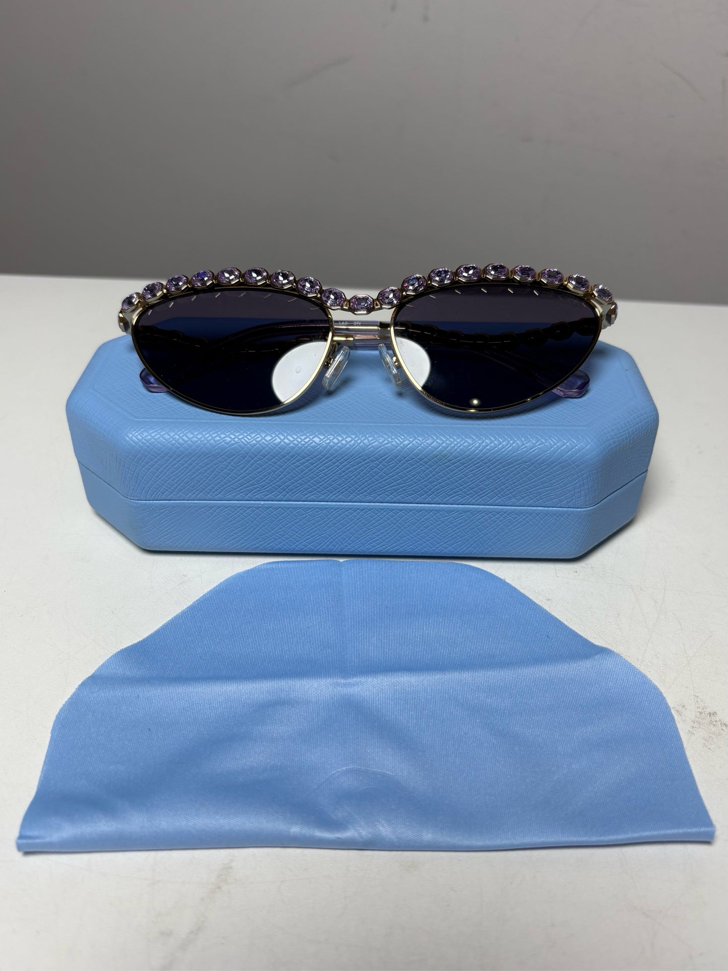 Swarovski Purple SK7030 Cat Eye Crystalized Sunglasses Women's Pre-owned