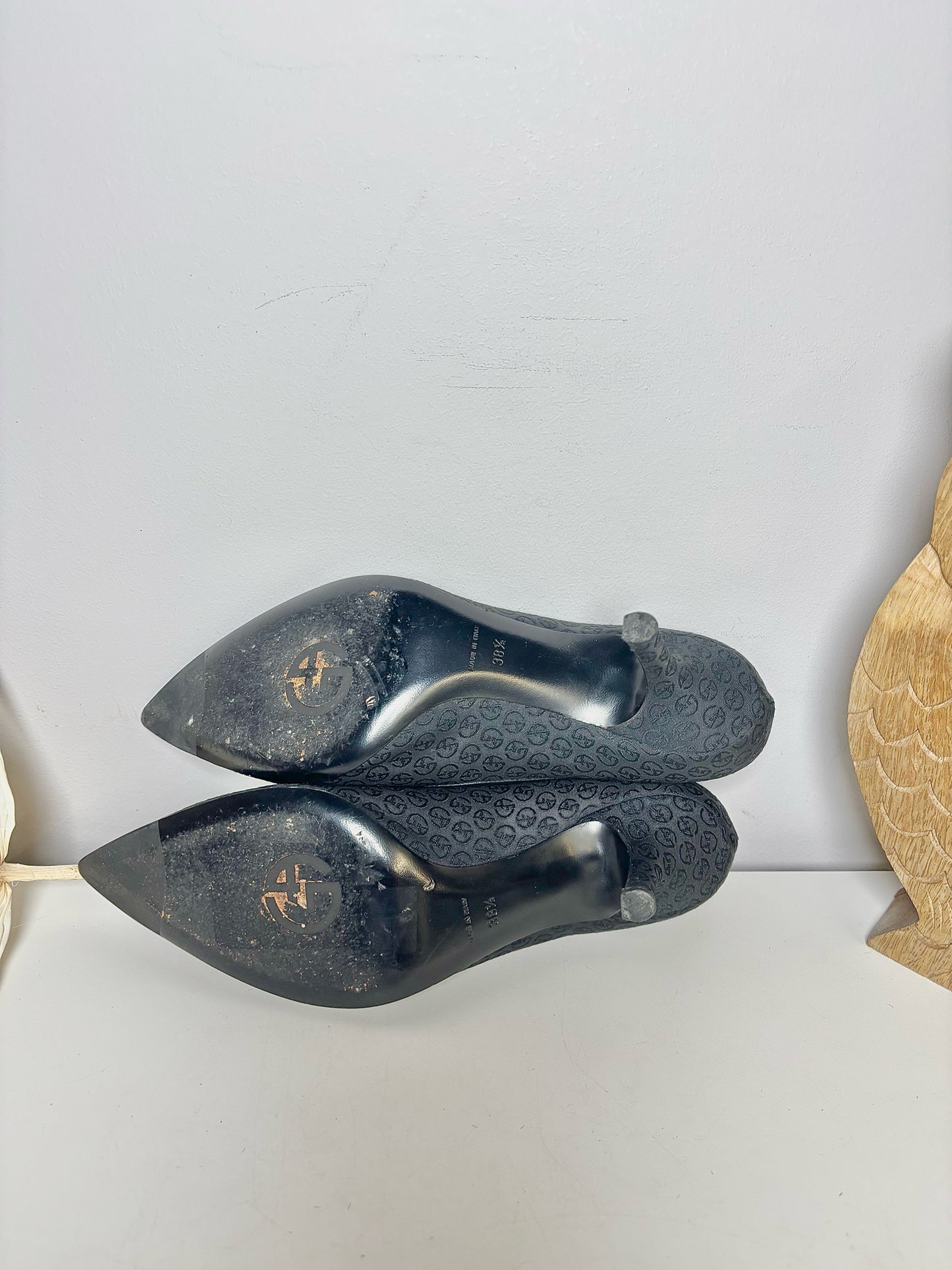 W Shoe Size 38.5 (8 US) Giorgio Armani Black Pump