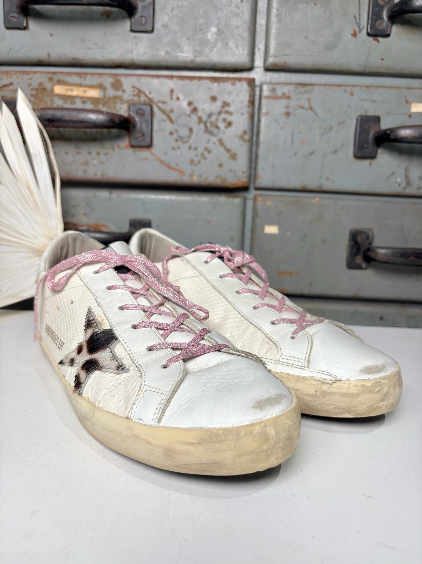 W Shoe Size 40 Golden Goose White Leather Sneakers