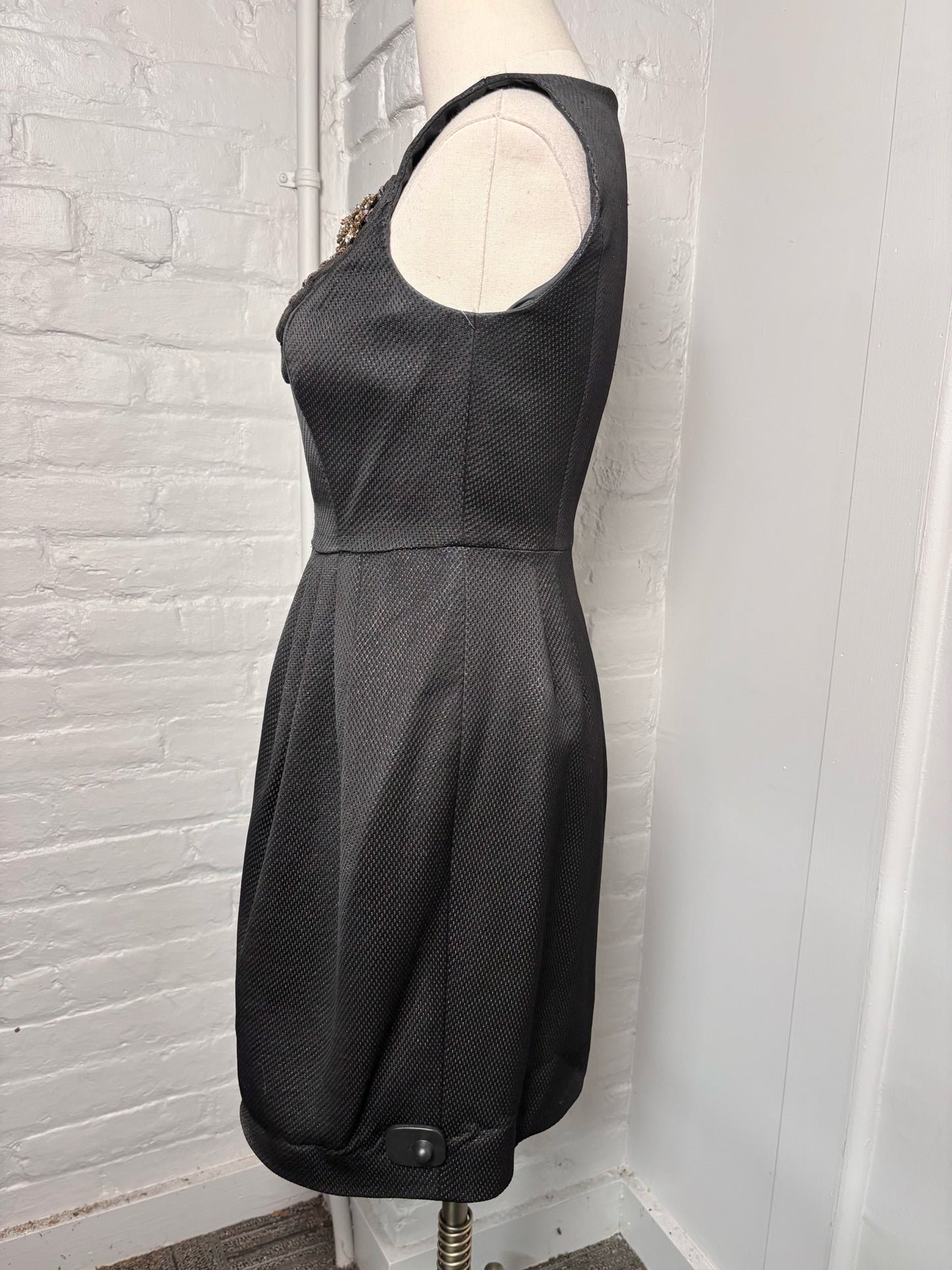Women Size 2 Carmen Marc Valvo Black Solid Wool, Silk Dress