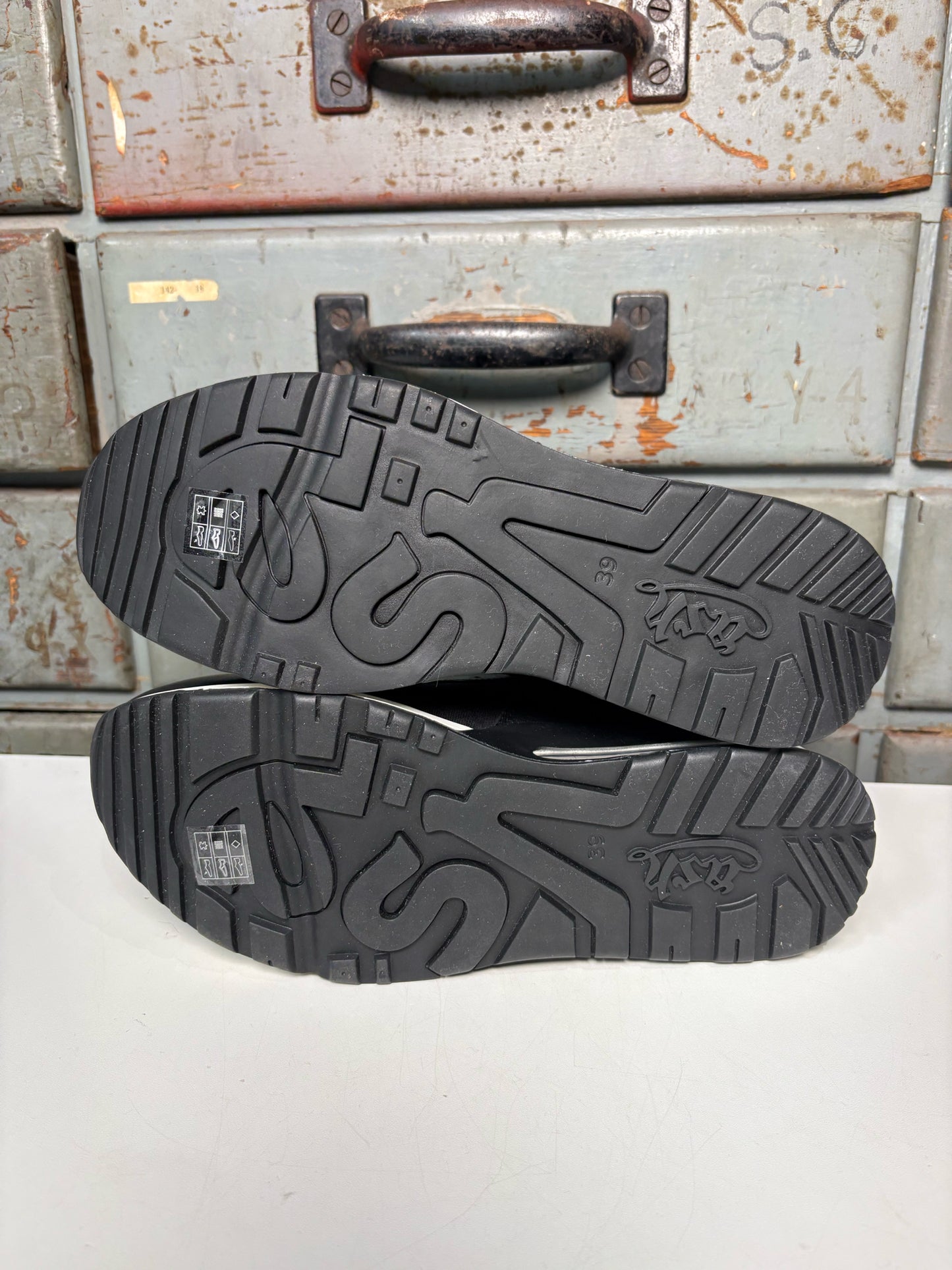 W Shoe Size 39 ASH Black Sneakers