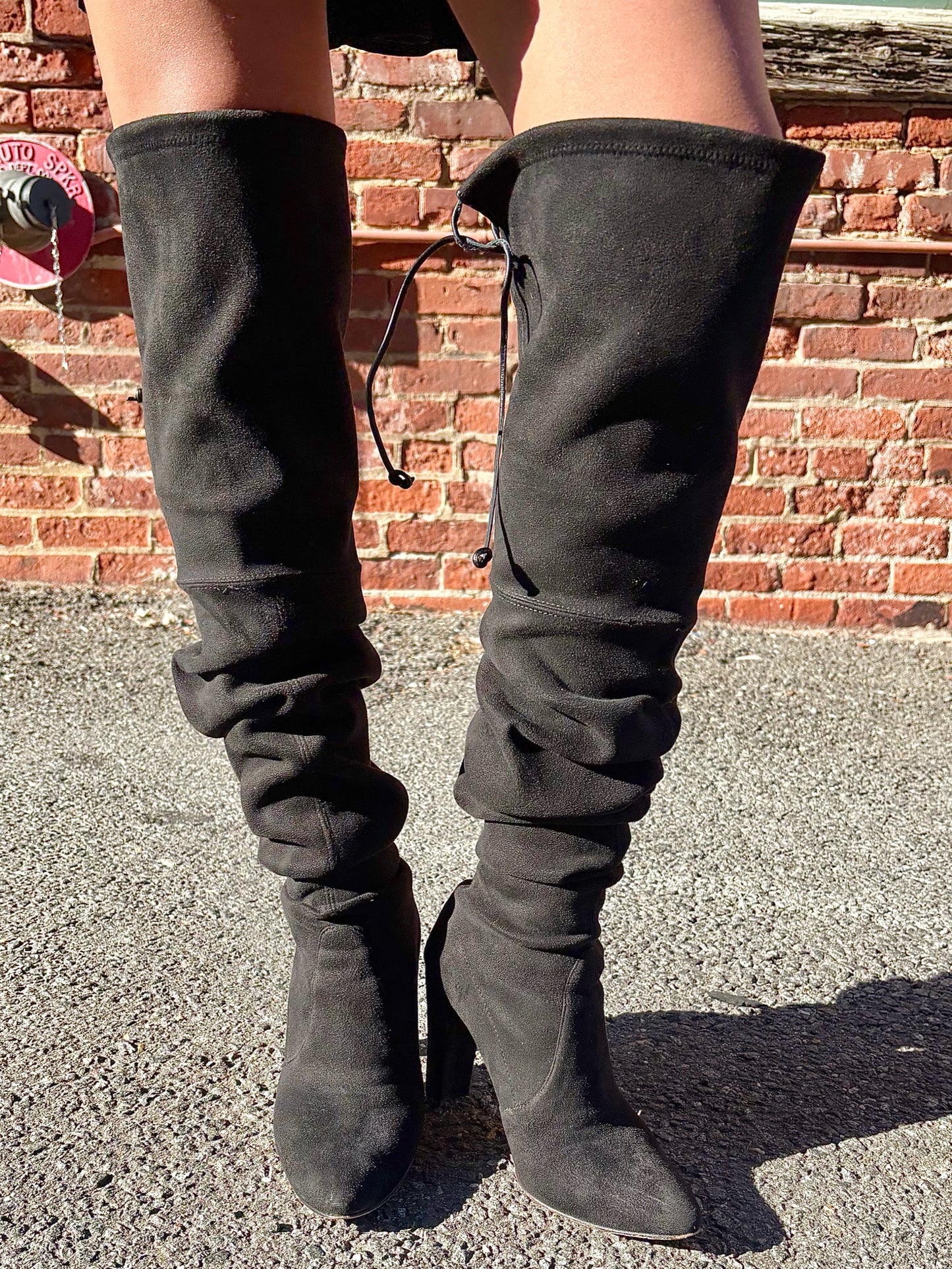 W Shoe Size 7 Stuart Weitzman Black Suede Pre-owned Boots