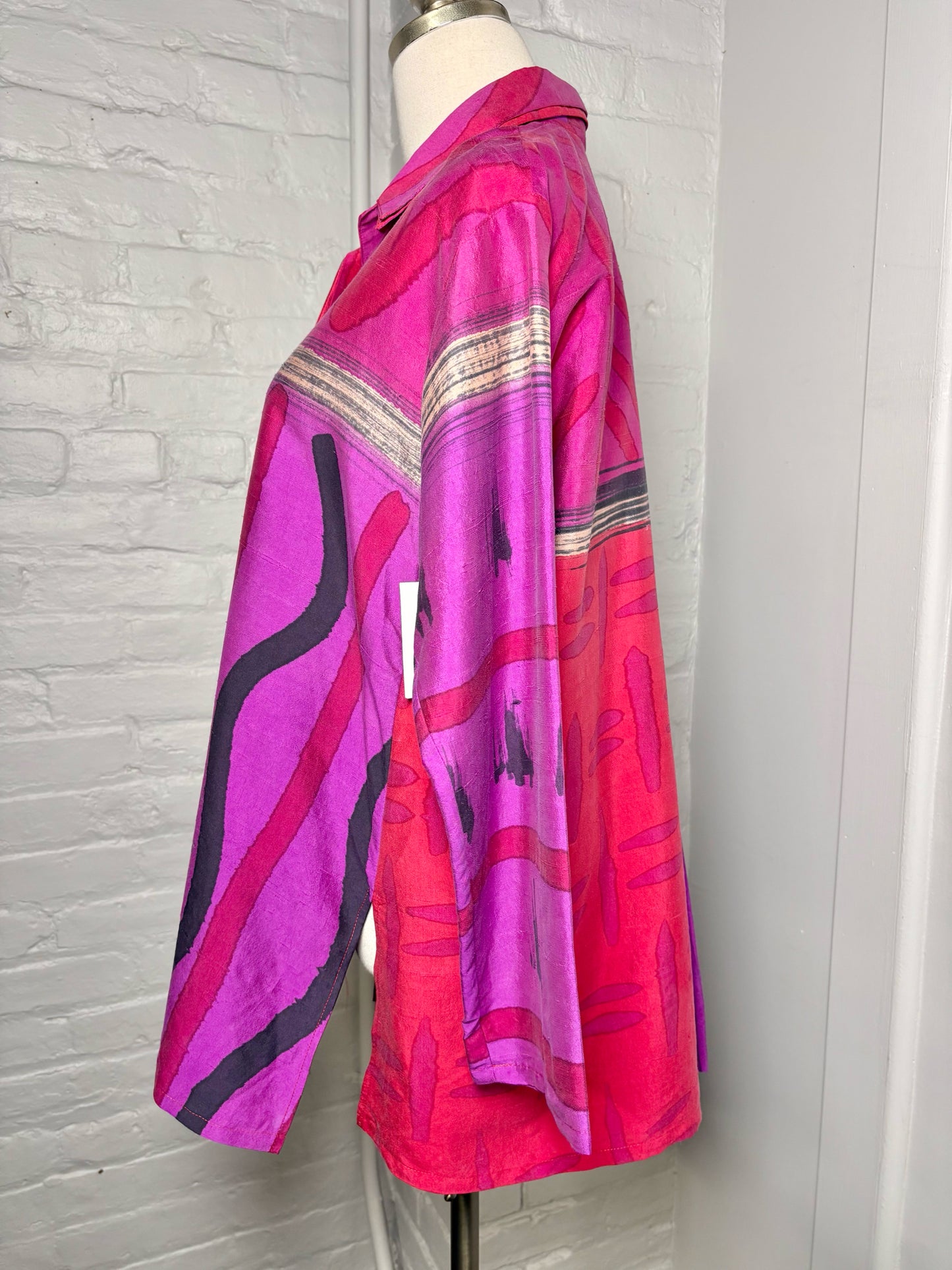 Women Size S Kay Chapman Red, purple Print Silk Blouse