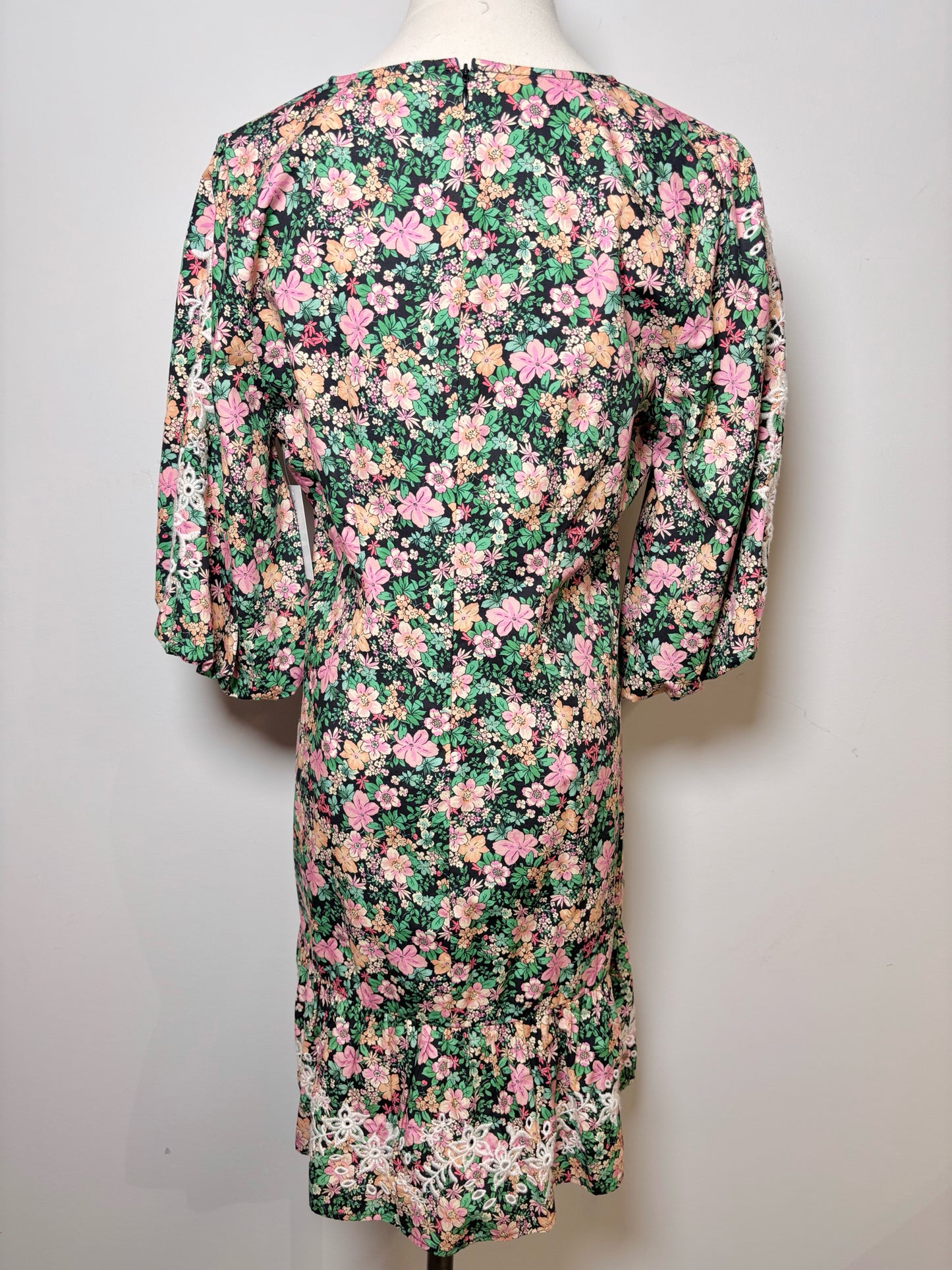 Women Size M Johnny Was Black, Pink, Green, Salmon Floral Print Dress