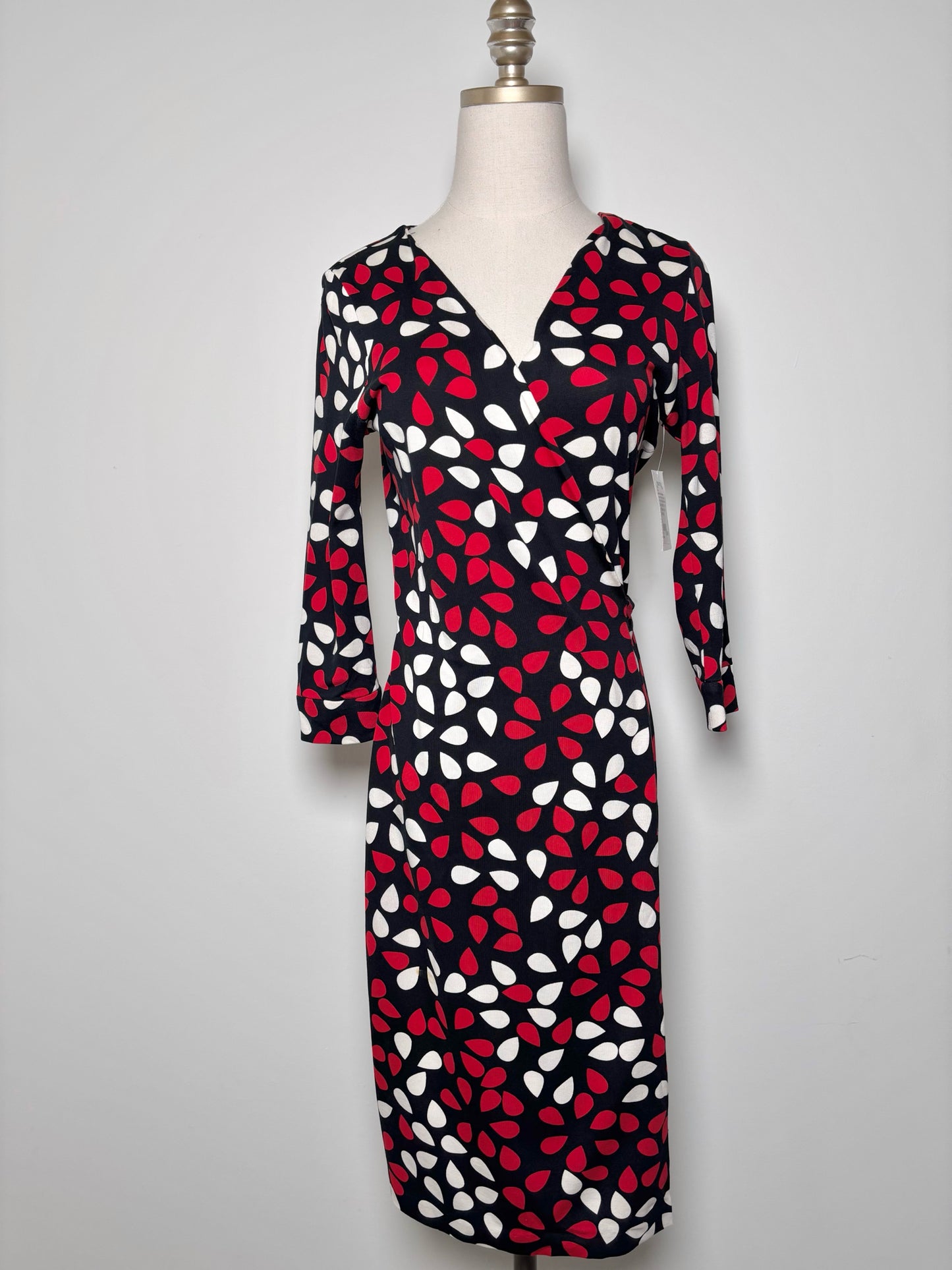 Women Size 6 Diane Von Furstenberg Black, white, red Polka Dot Dress