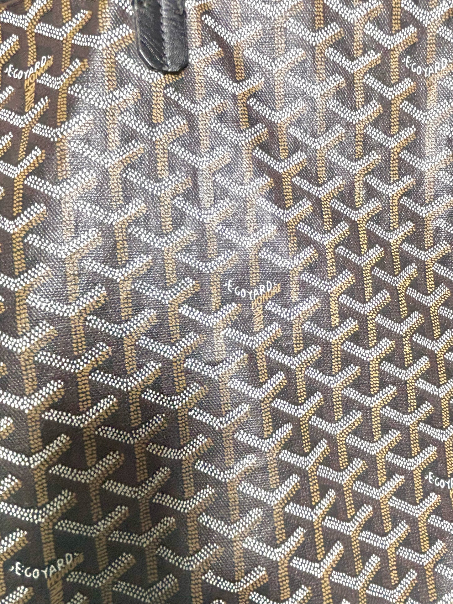 Goyard-Goyardine St. Louis XXL Coated Canvas Pre-owned Black Leather Trim Tote