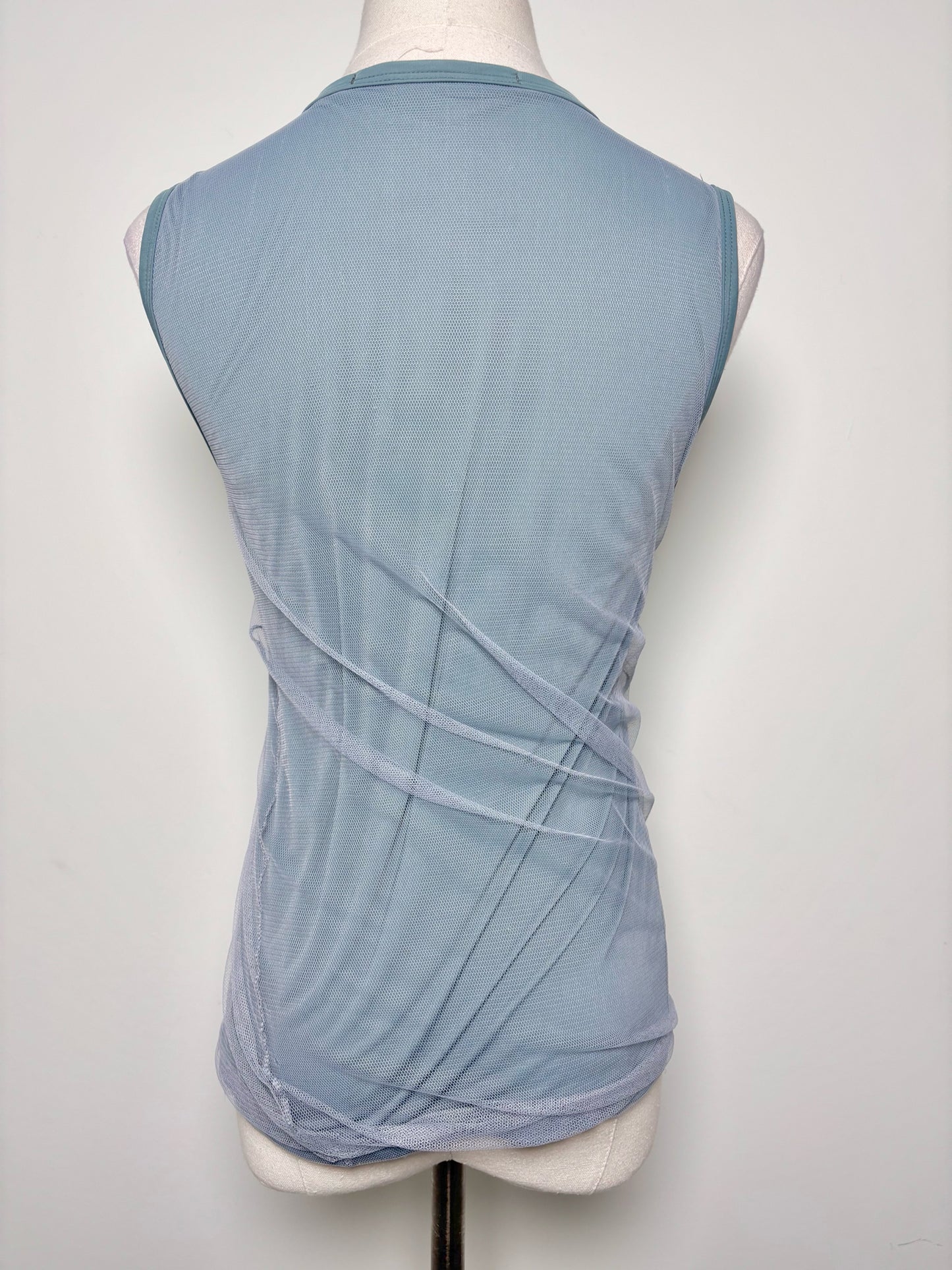 Women Size 38 (2 US) Barbara Bui Blue Mesh Overlay Muscle/Sleeveless Shirt