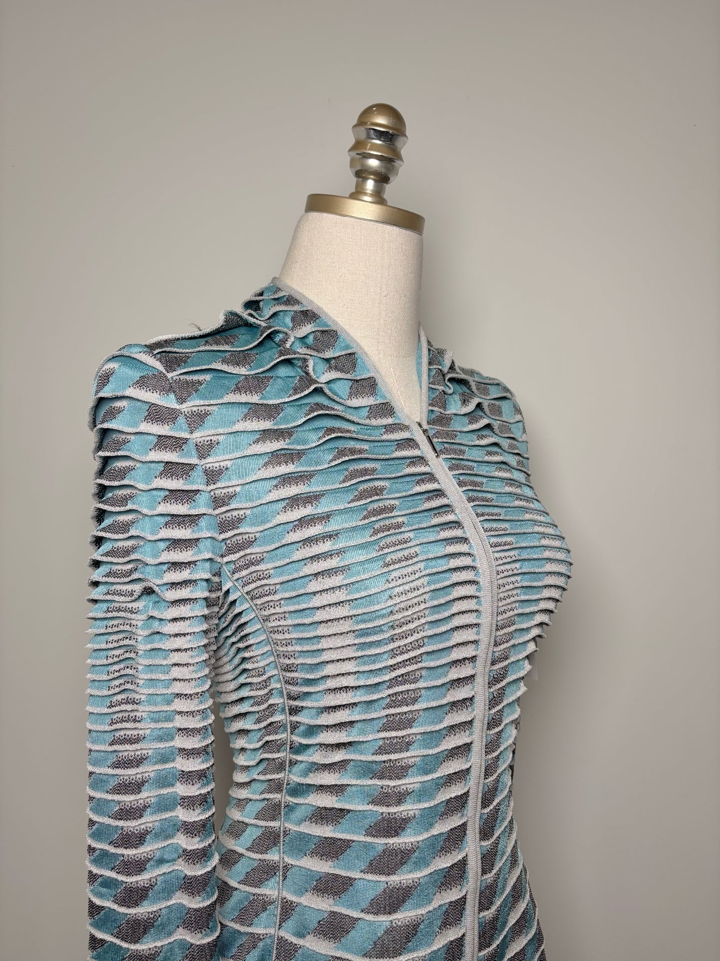 Women Size 40 (4, US) Giorgio Armani Turquoise, Gray Tiered Knit NWT Sweater