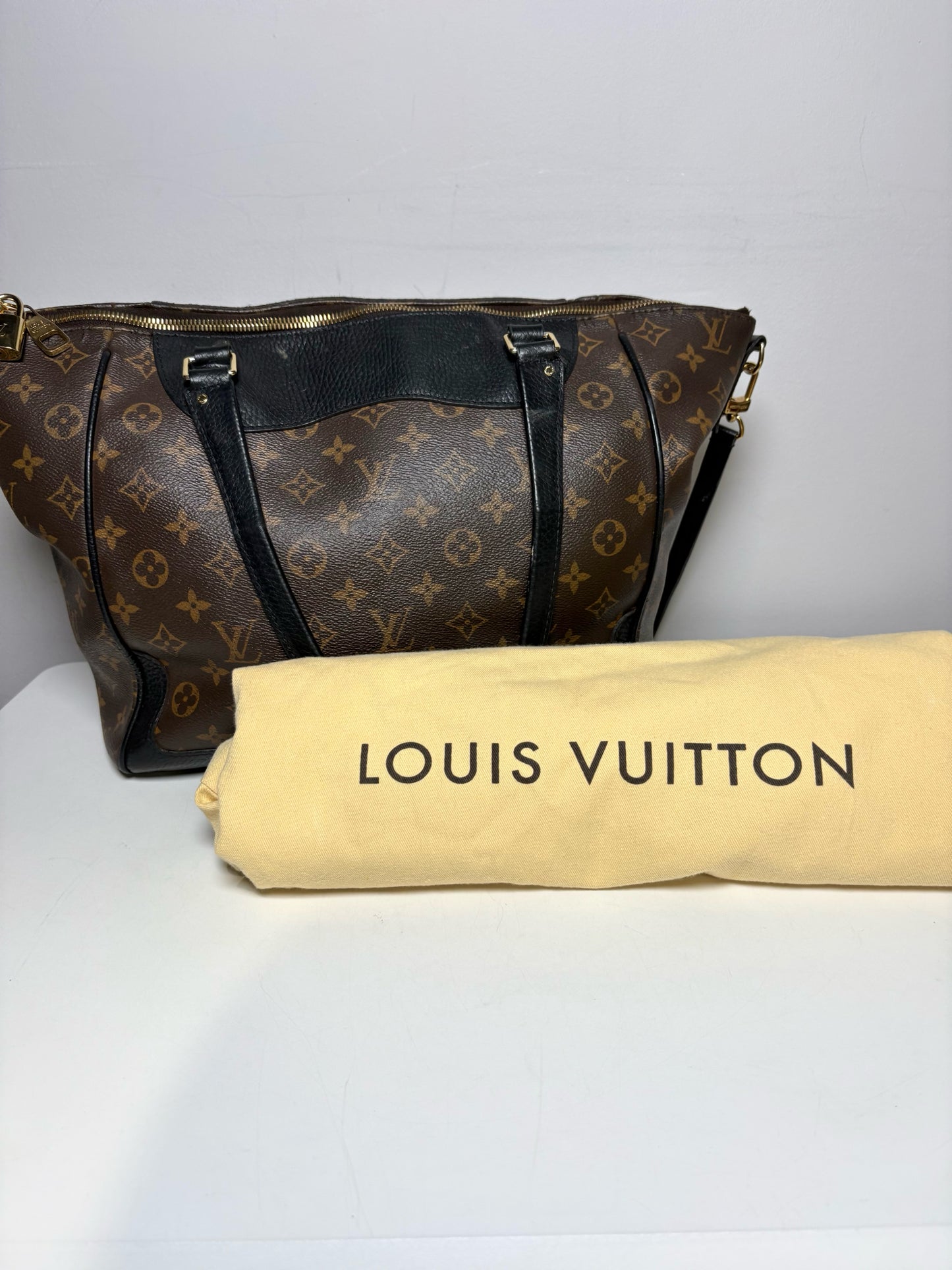 Women's Louis Vuitton Estrela MM Tote Monogram Coated Canvas Pre-owned Purse