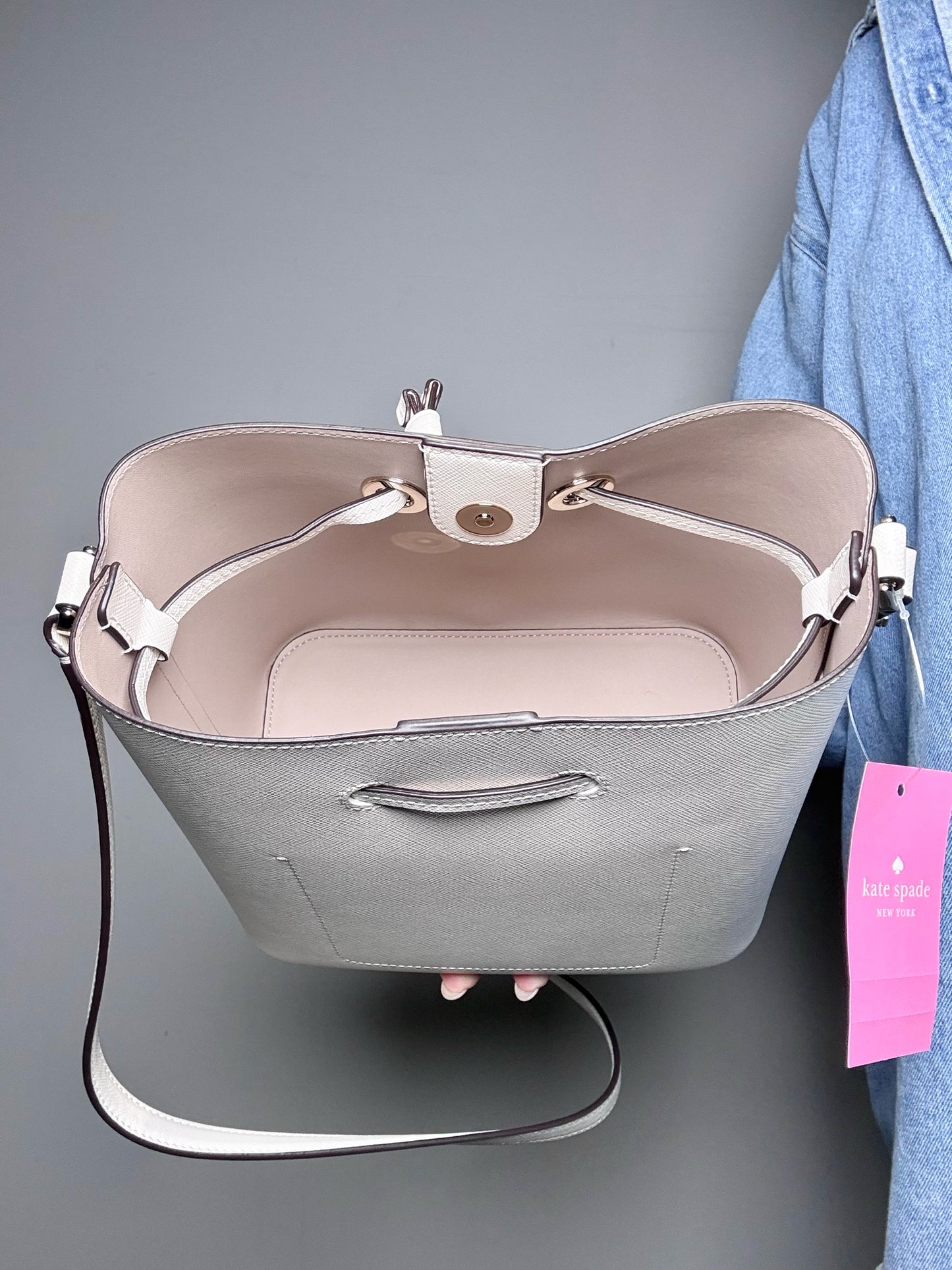Kate Spade New York Sadie Saffiano Leather NWT Bone Saffiano Purse, Pre-owned