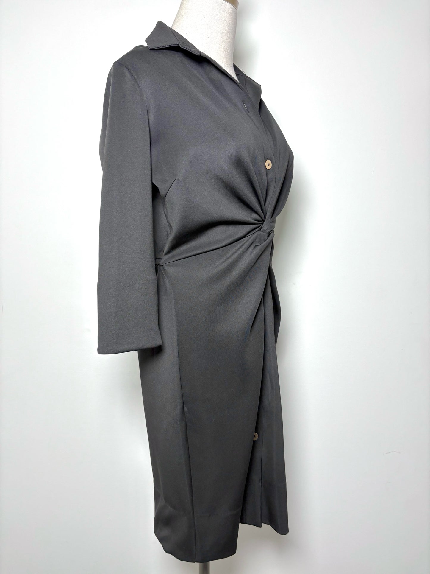 Women Size XS Gretchen Scott Black Solid Polyester, Spandex NWT Dress