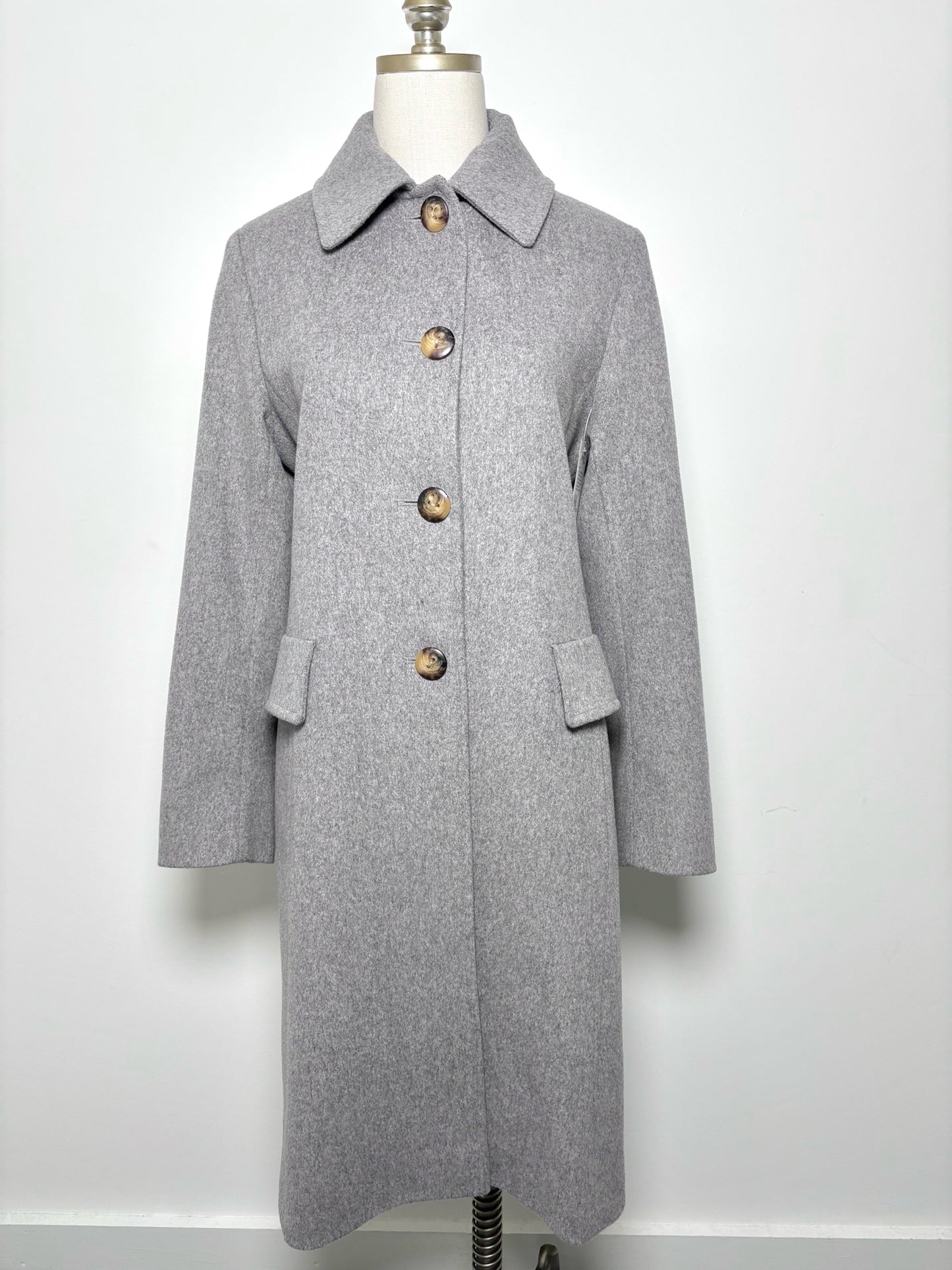 Women Size 10 (L US) Fleurette Light Gray Solid Pre-owned Coat