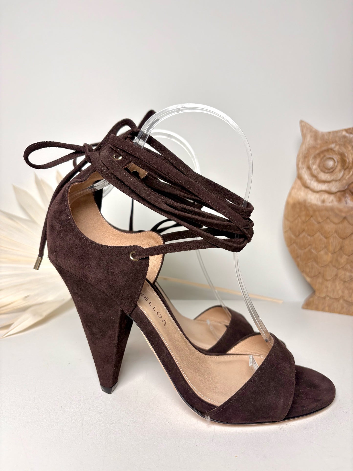 W Shoe Size 37 Tamara Mellon Brown Suede Heels