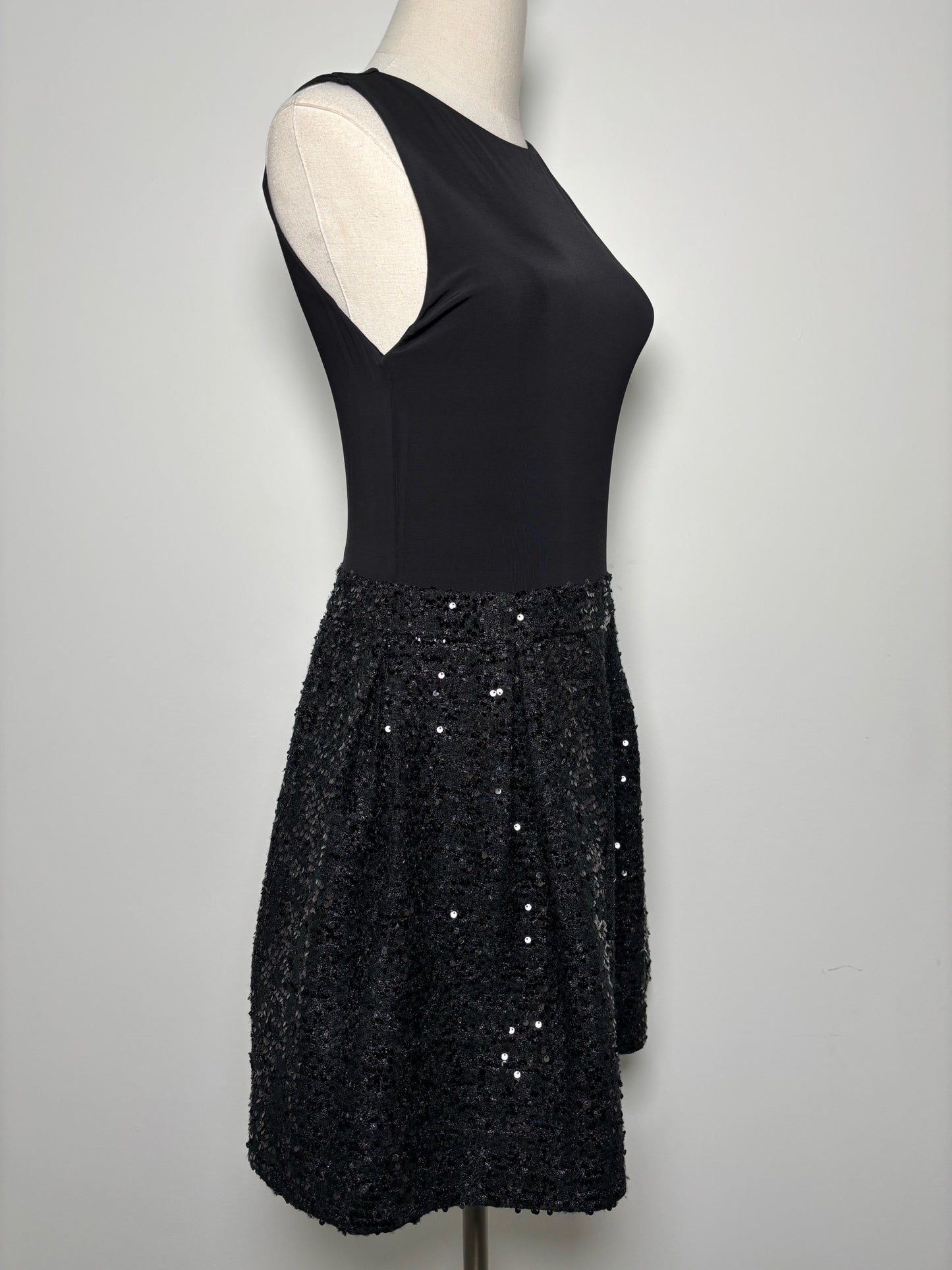 Women Size 6 Alice + Olivia Black Solid, Sequins Chara Dress