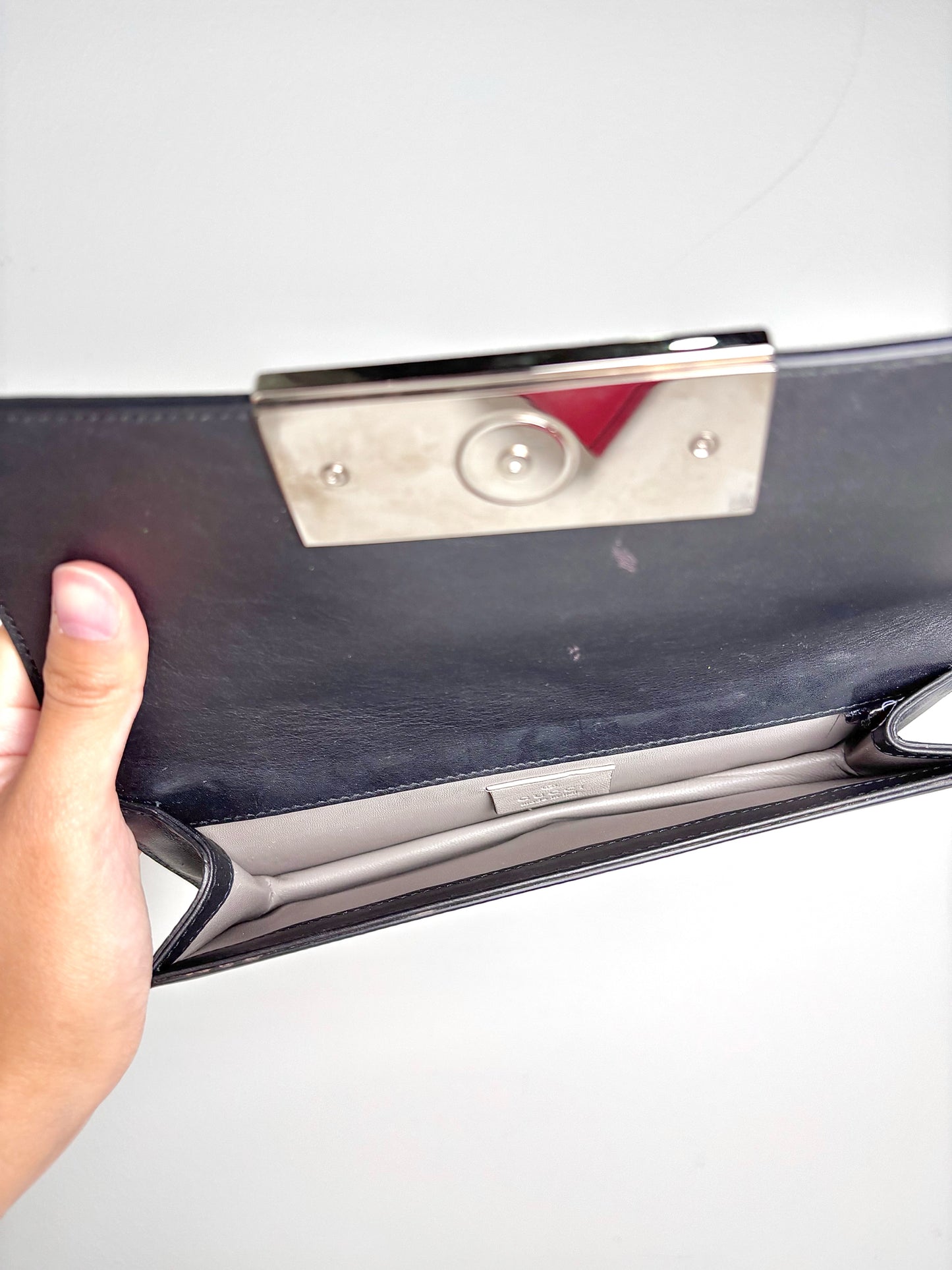 Gucci Solid Leather Black Cowhide Clutch Purse
