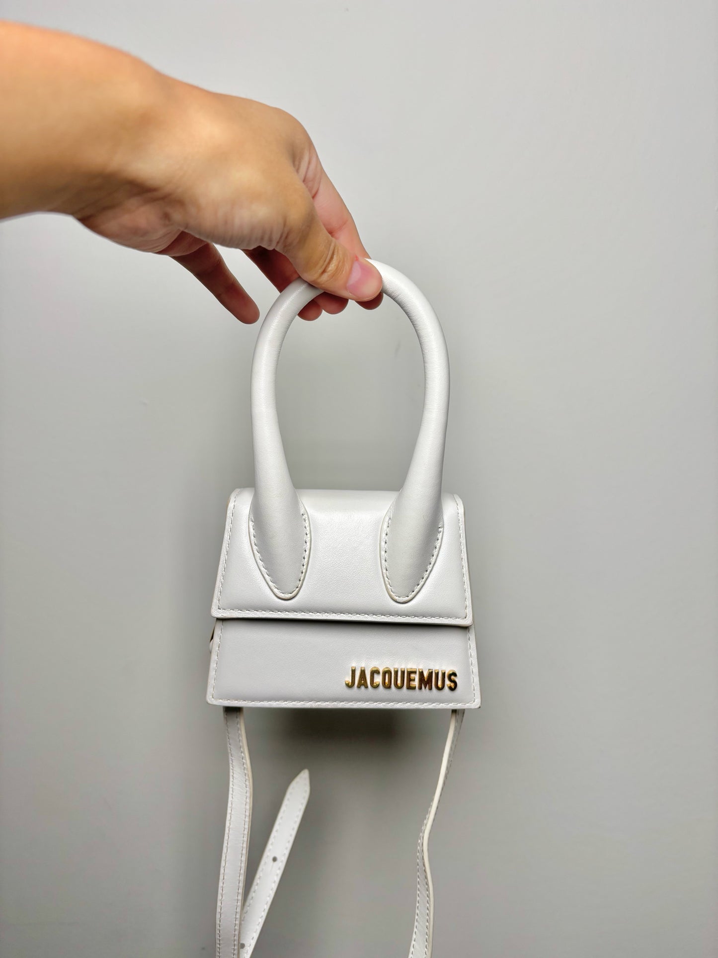 Jacquemus Leather Pre-owned White Le Chiquito Moyen Purse