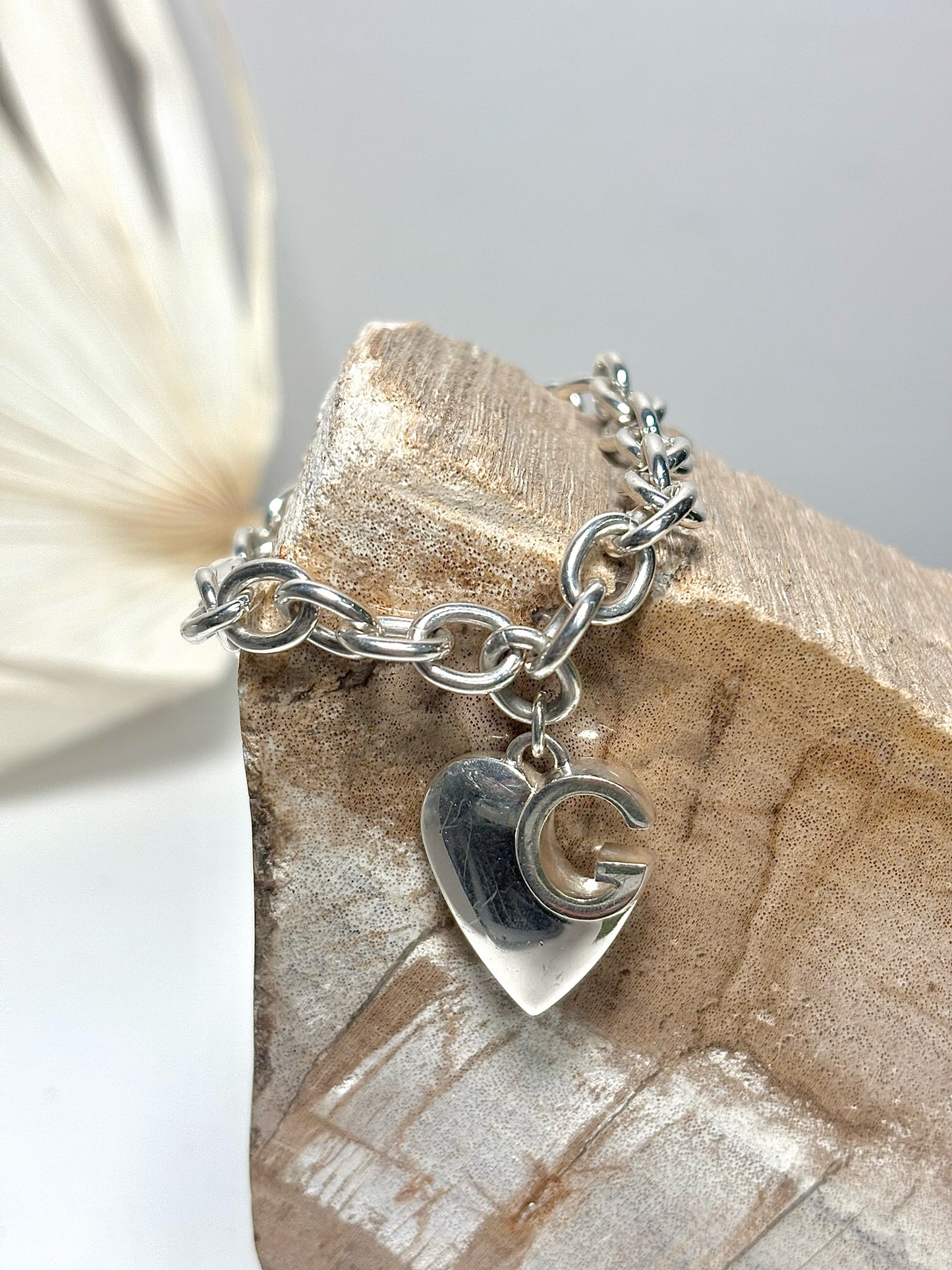 Gucci G- Heart Pre-owned Bracelet