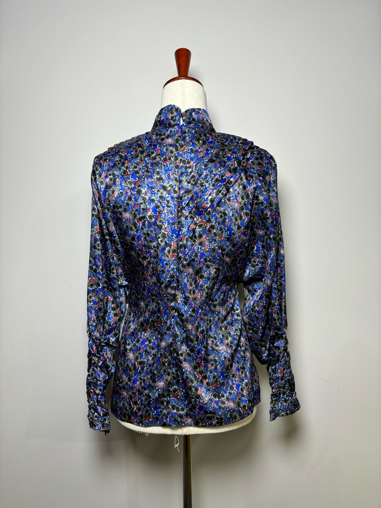 Women Size S Hunter Bell Blue Floral Blouse Ruffle Pleats
