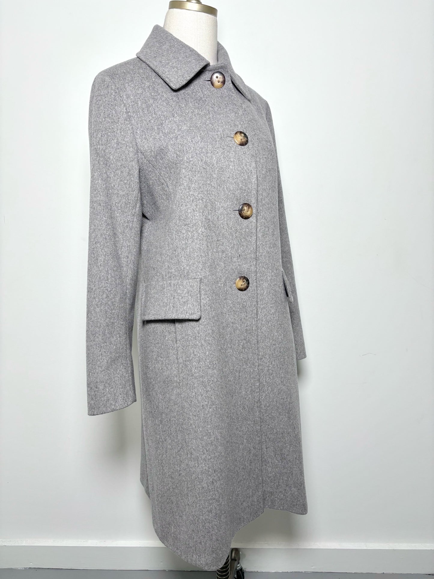 Women Size 10 (L US) Fleurette Light Gray Solid Pre-owned Coat
