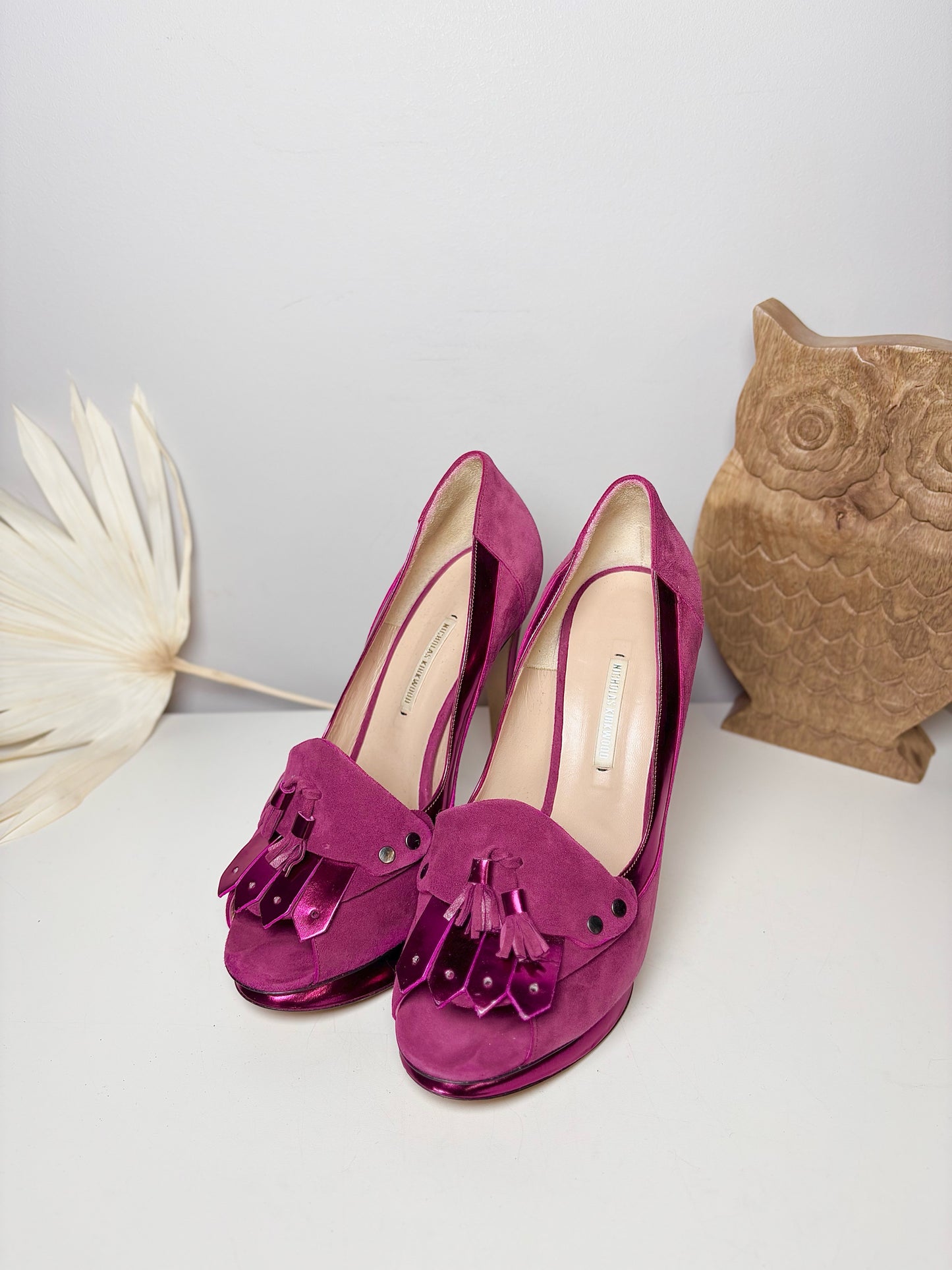 W Shoe Size 40 (10, US) Nicholas Kirkwood Pink Leather Suede Heels