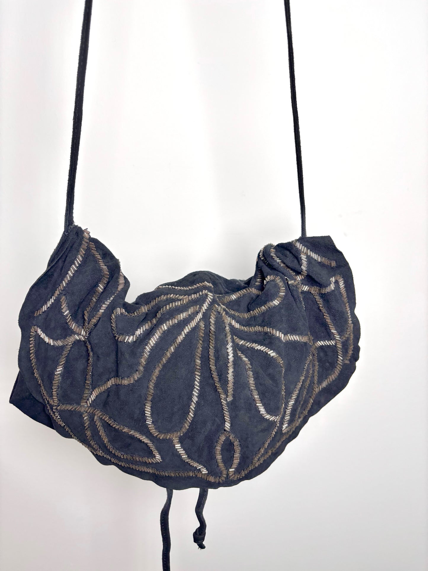 Leather Antik Batik Swirl Suede Used Black Small Purse