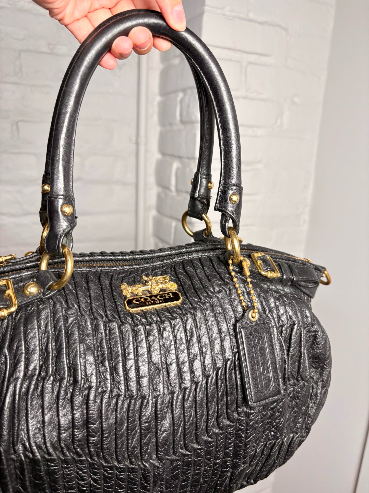 Coach Pleated Vintage Leather Black Handle#18620 Purse