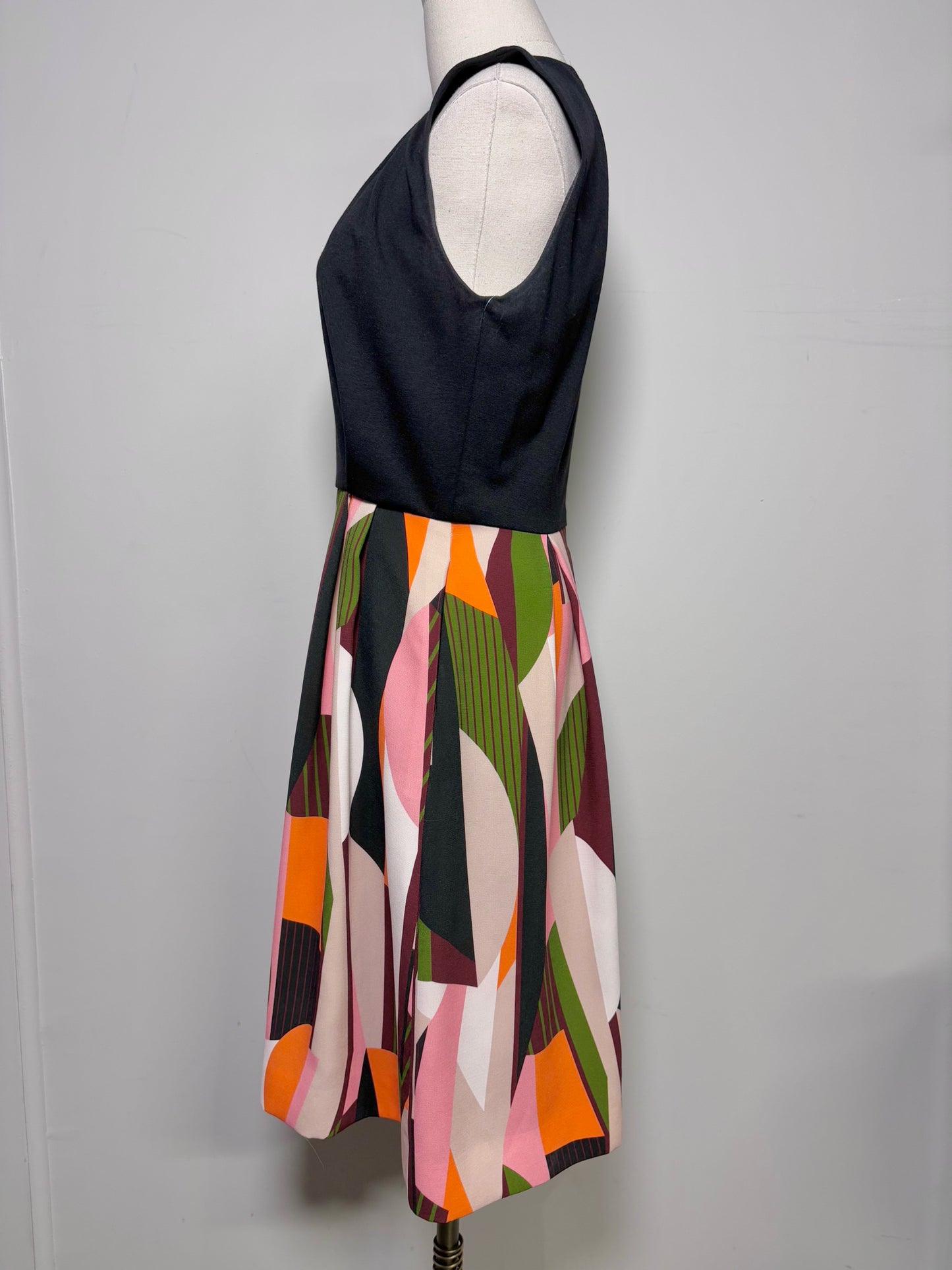 Women Size M Paul Carroll Black w/Geometric Print Dress