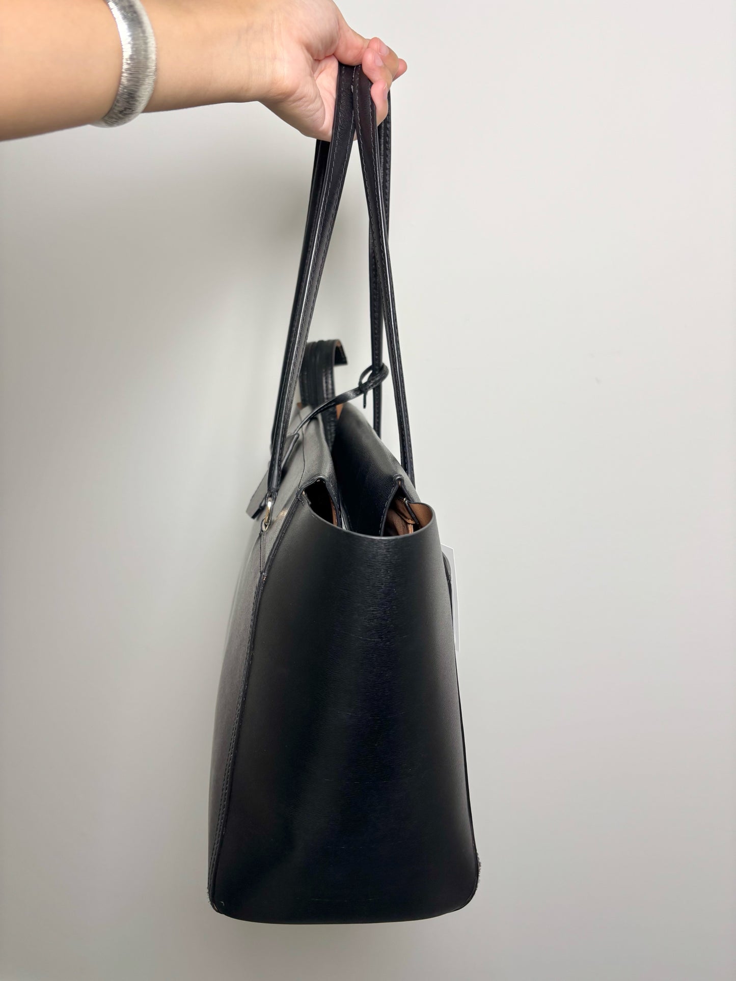 Tory Burch Cowhide Solid Leather Black Tote Bag