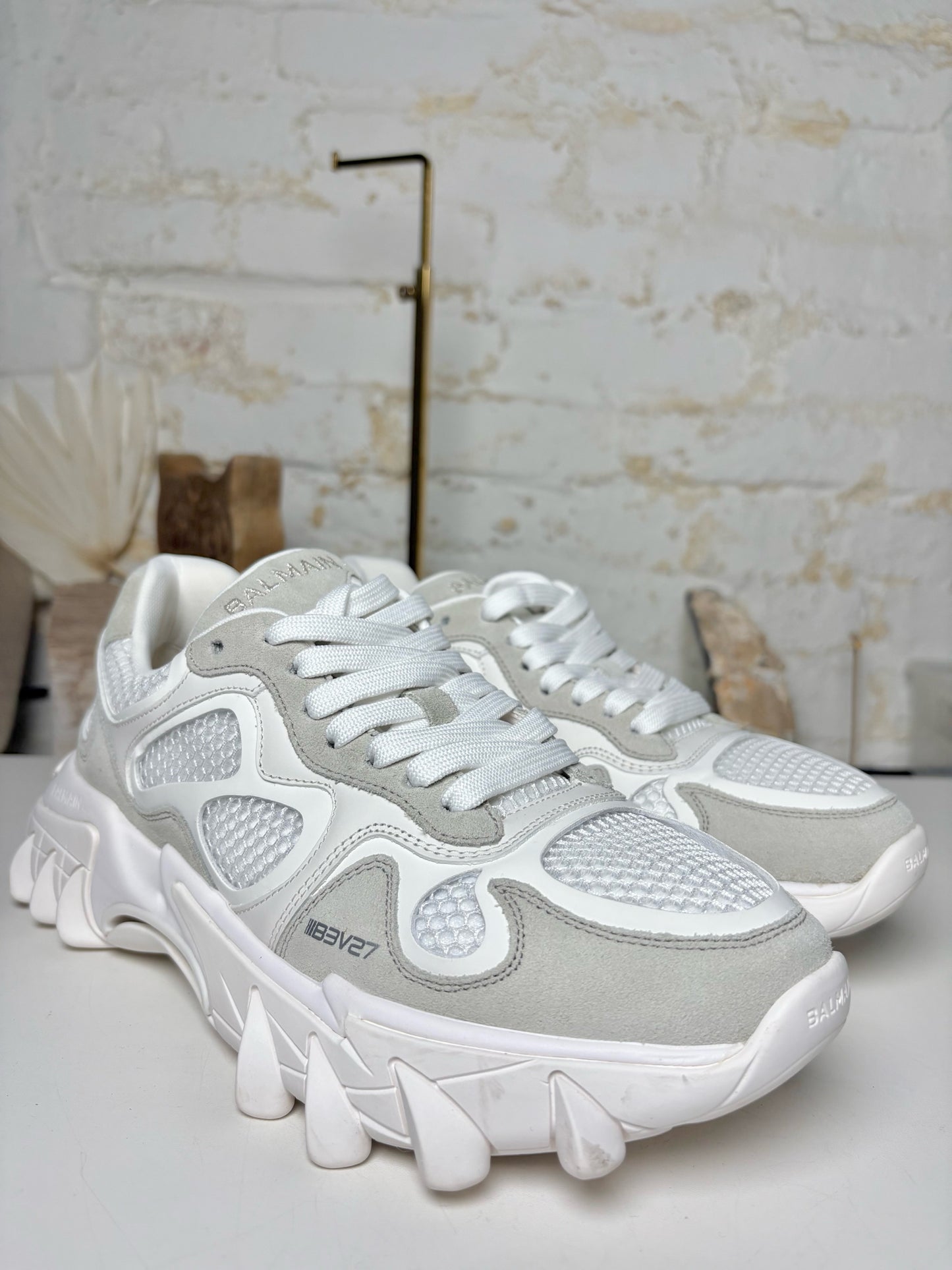 W Shoe Size 39 (8.5 US) Balmain B-eastWhite Leather NWT Sneakers