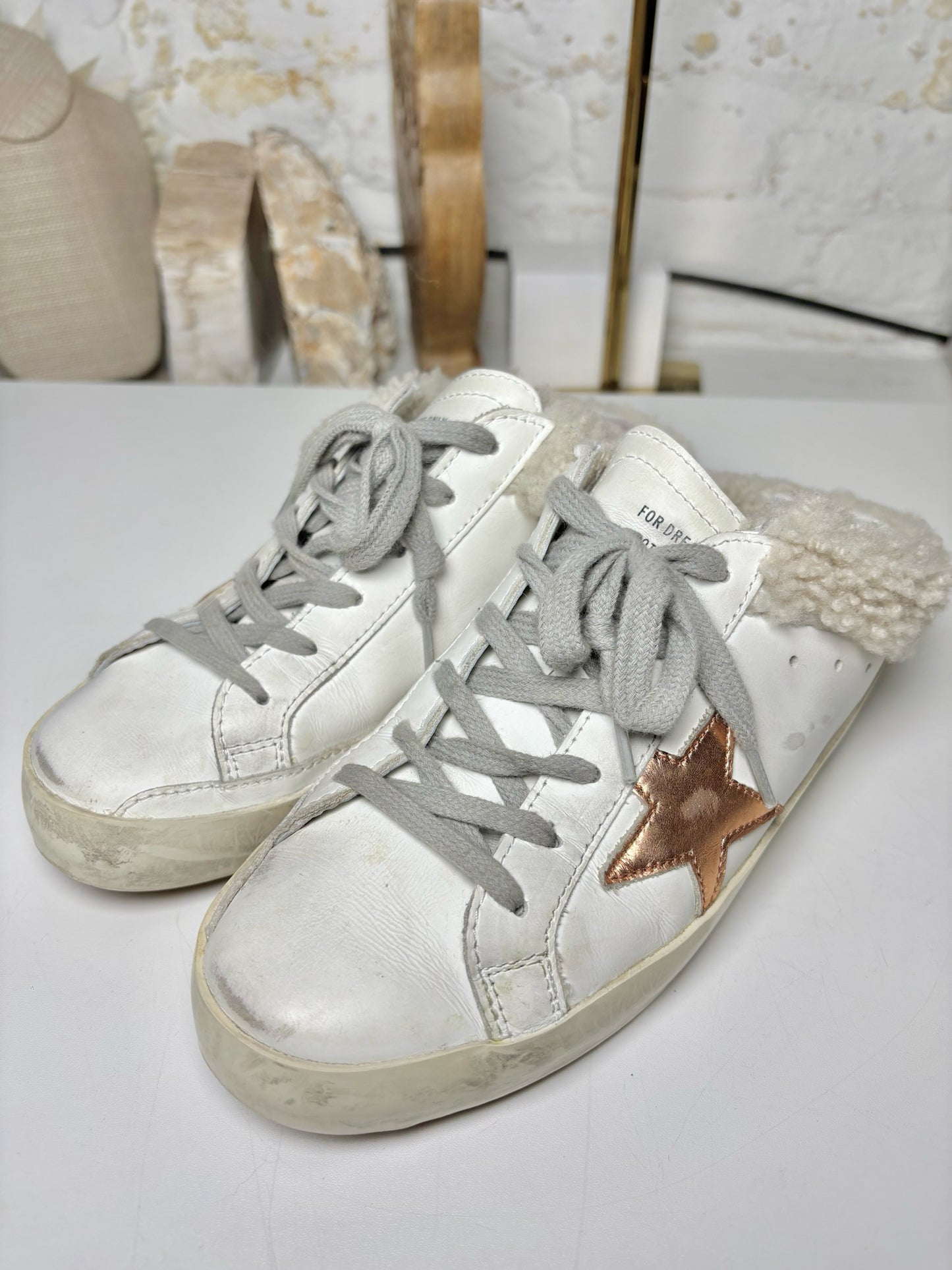 W Shoe Size 37 (6.5, 7 US) Golden Goose White w/Rose Gold Star Tennis shoes